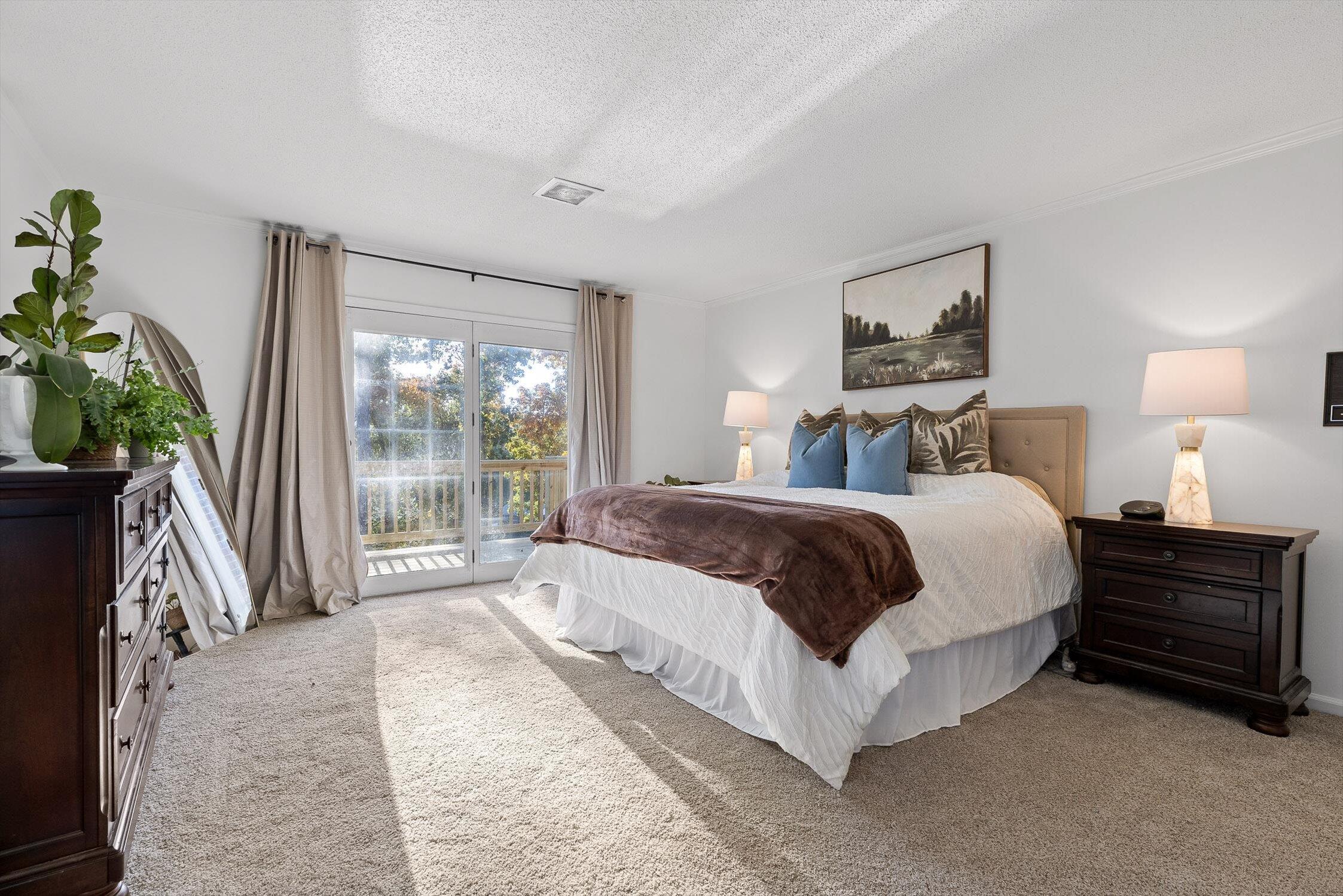 8124 Pierpoint Drive, Harrison