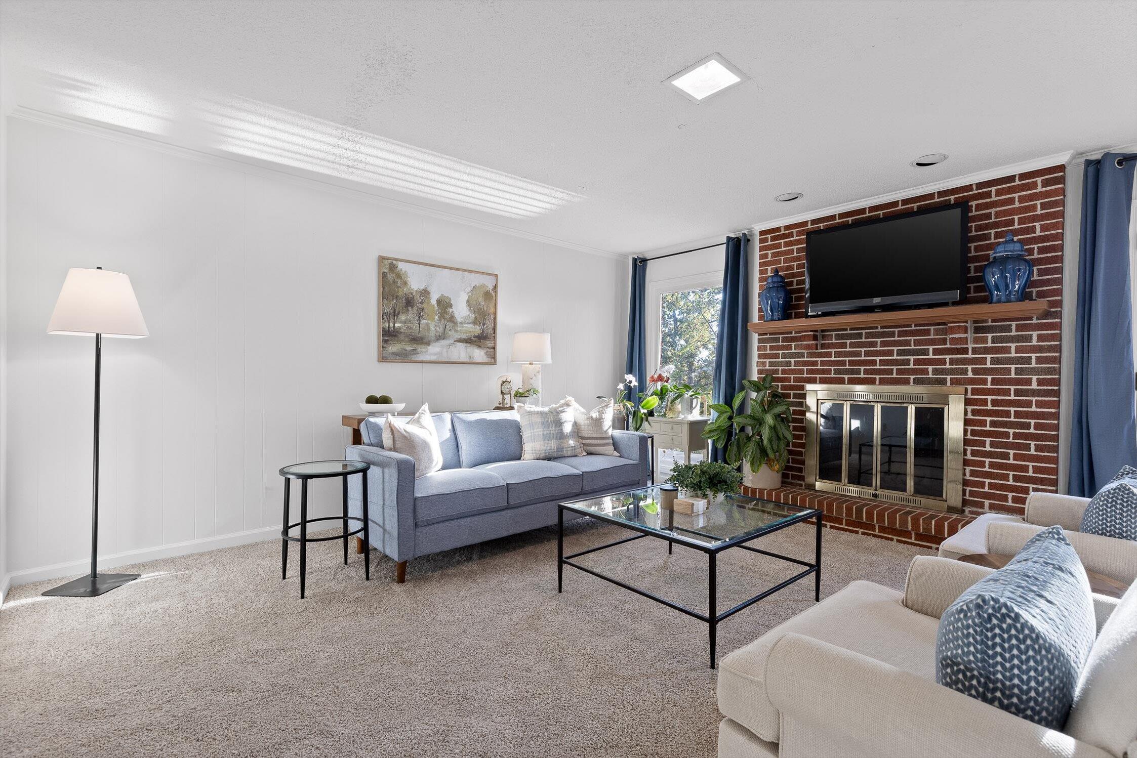 8124 Pierpoint Drive, Harrison