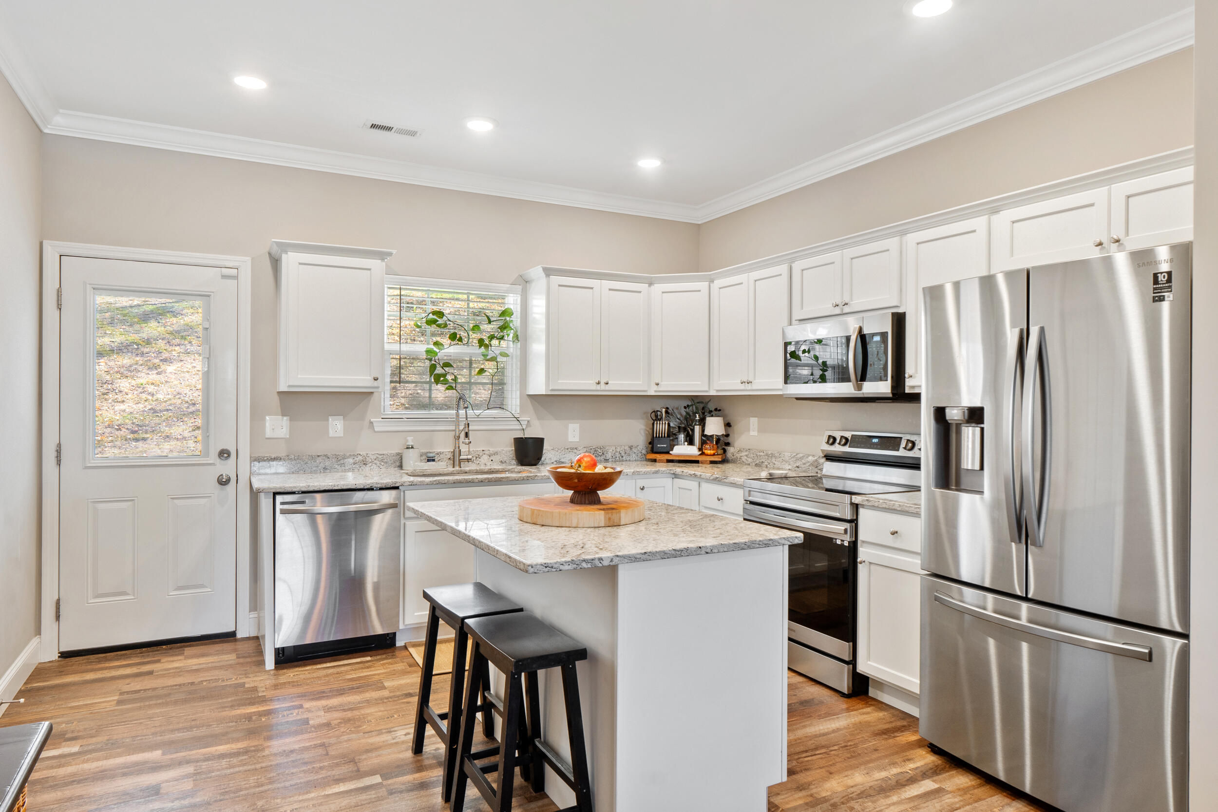 895 SE Lang Street, Cleveland