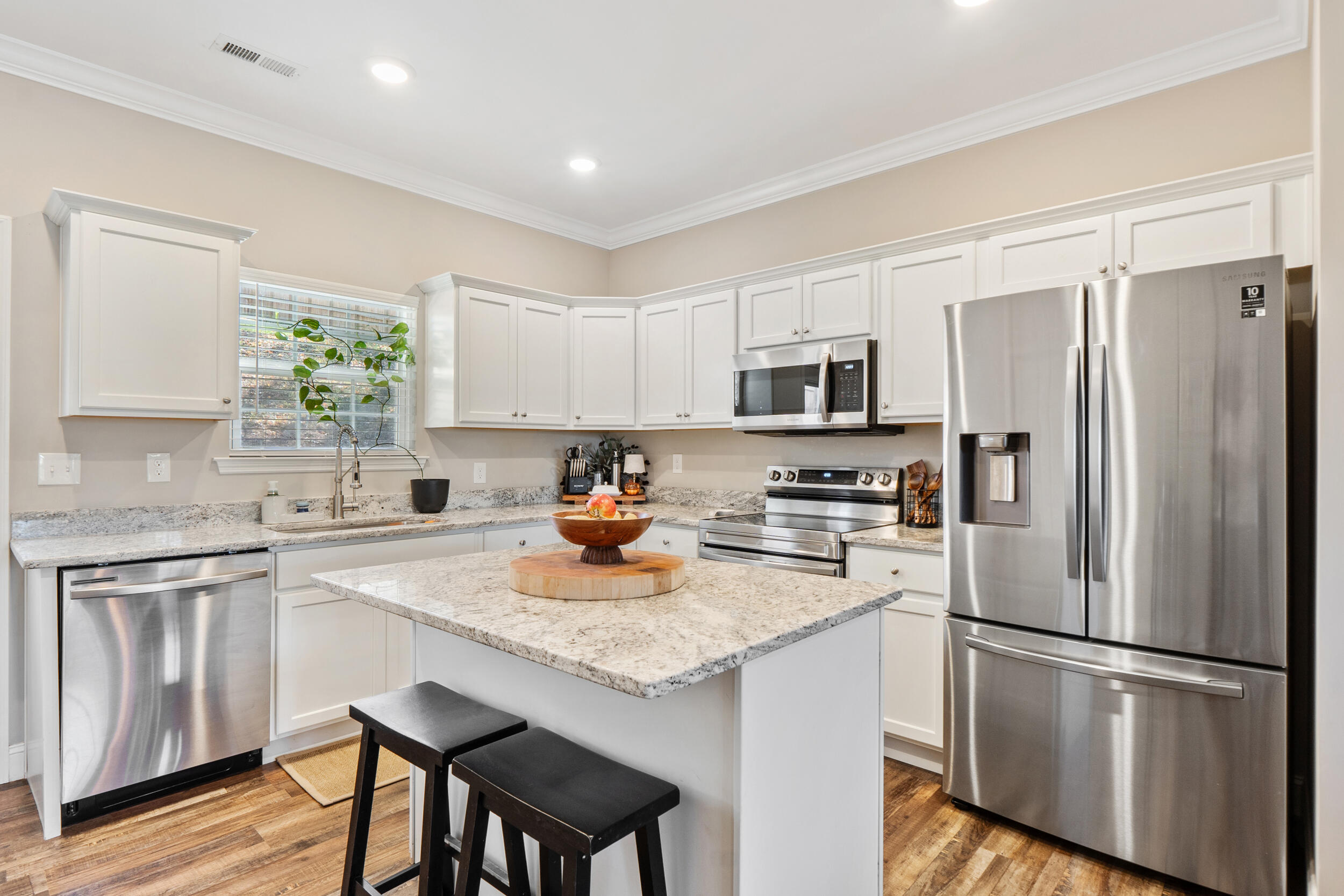 895 SE Lang Street, Cleveland