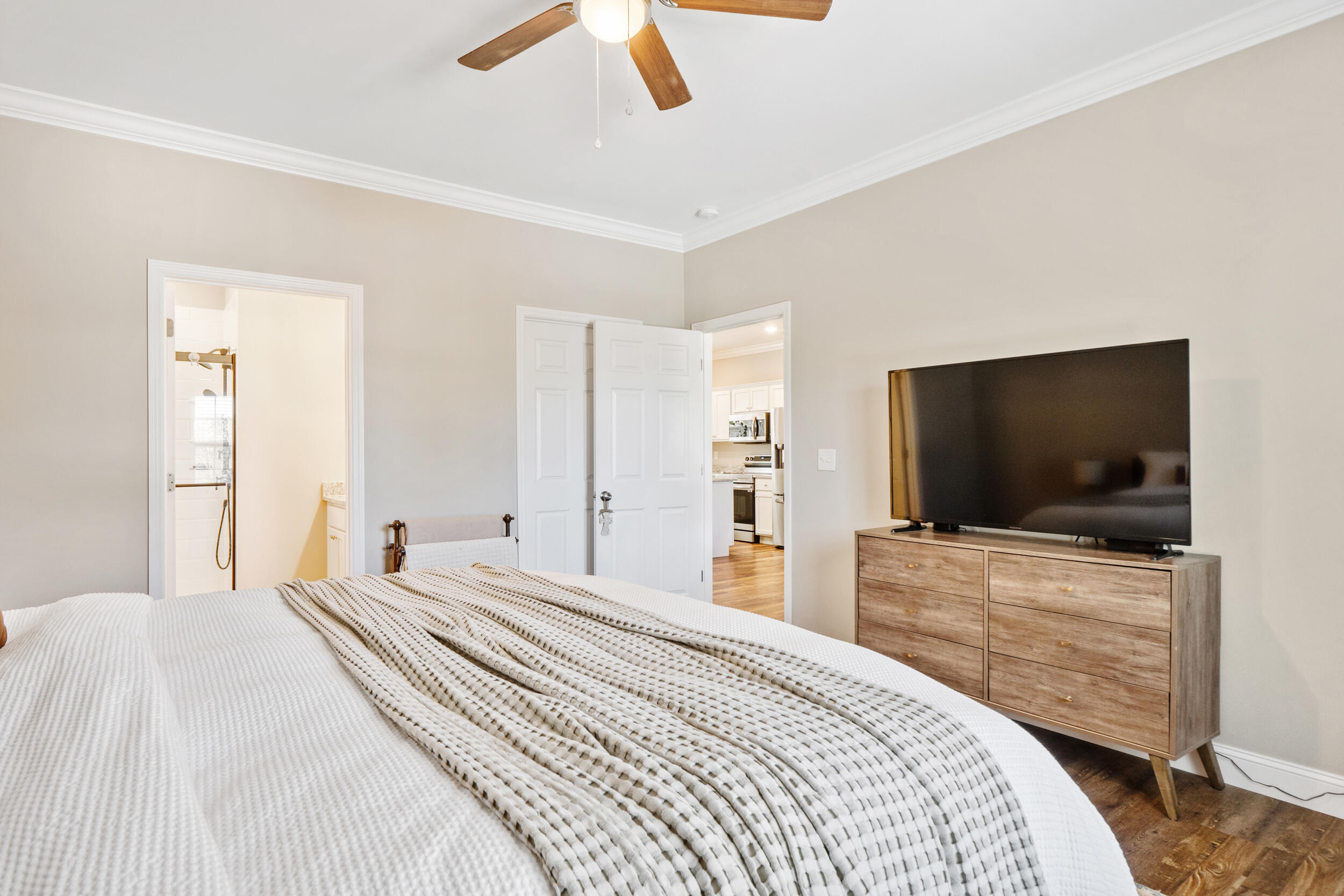 895 SE Lang Street, Cleveland