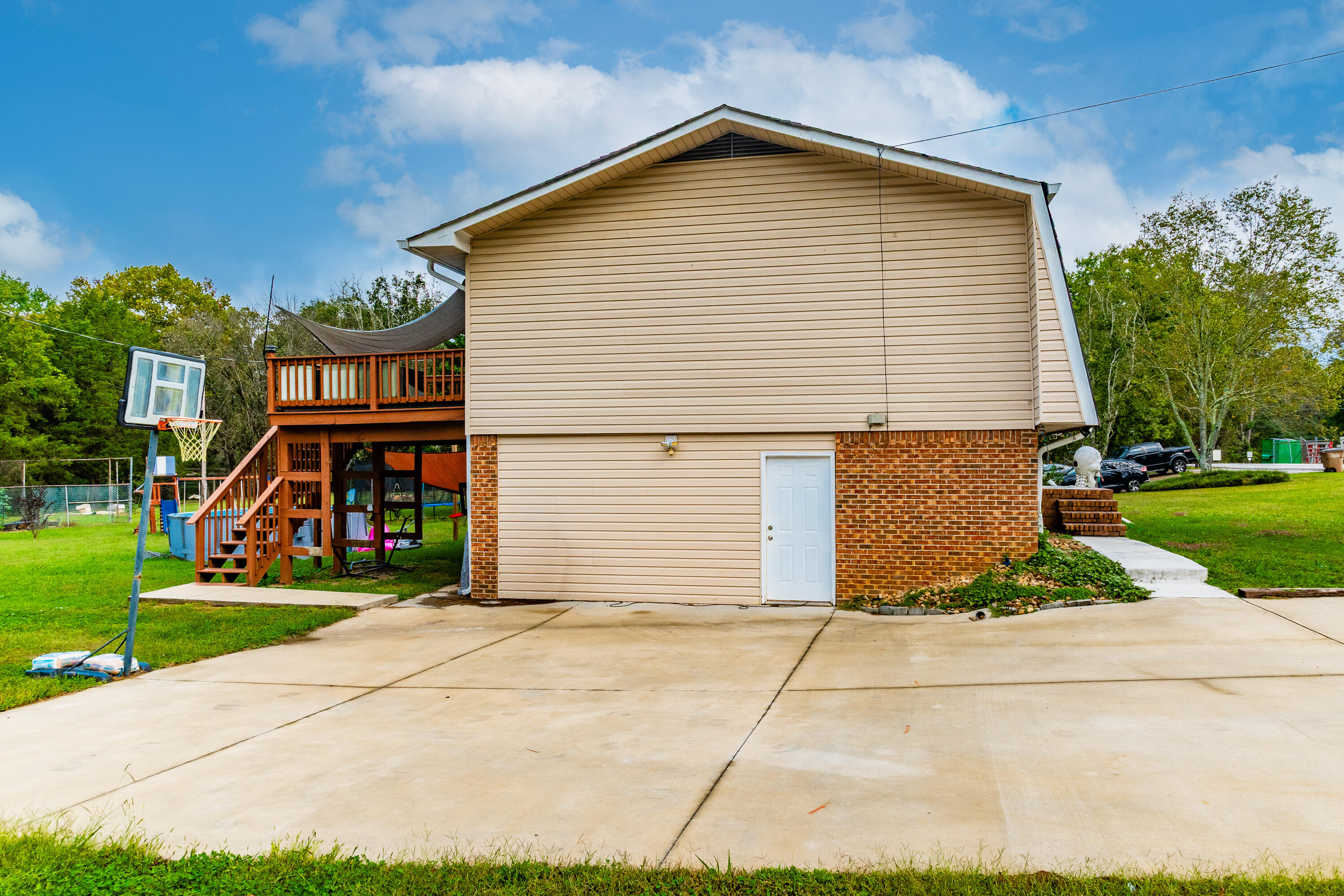 60 Walker Street, Ringgold