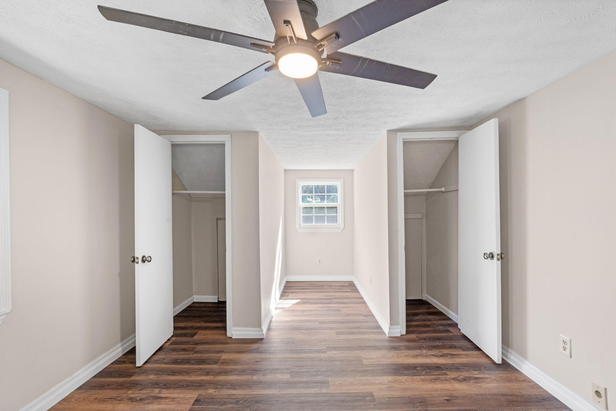 1053 Pineville Road, Chattanooga