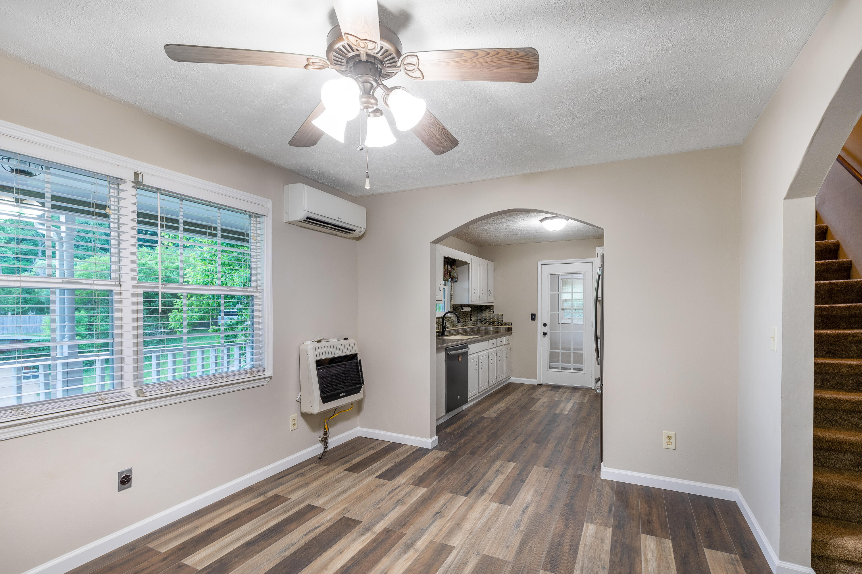 1053 Pineville Road, Chattanooga