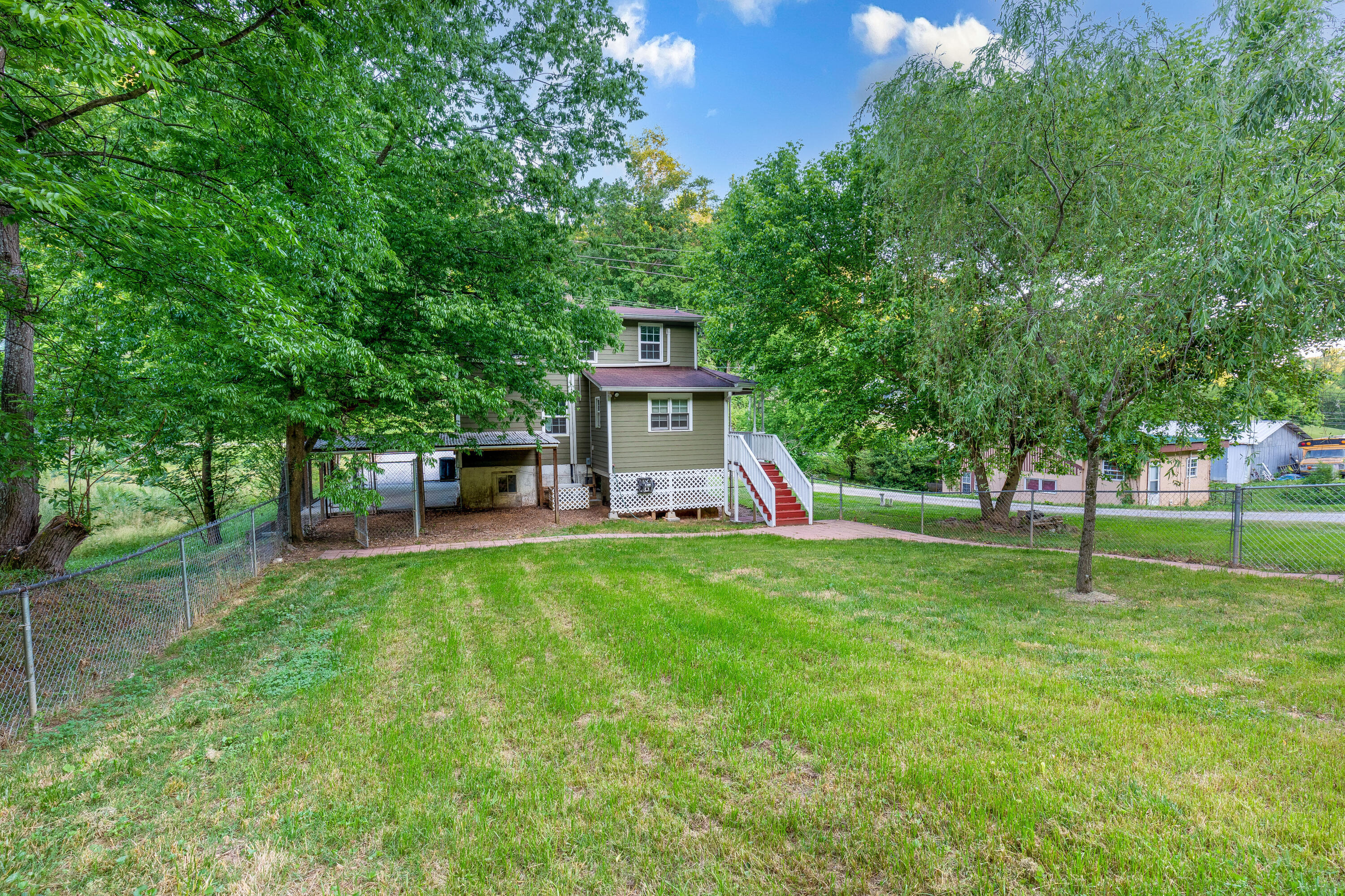 1053 Pineville Road, Chattanooga