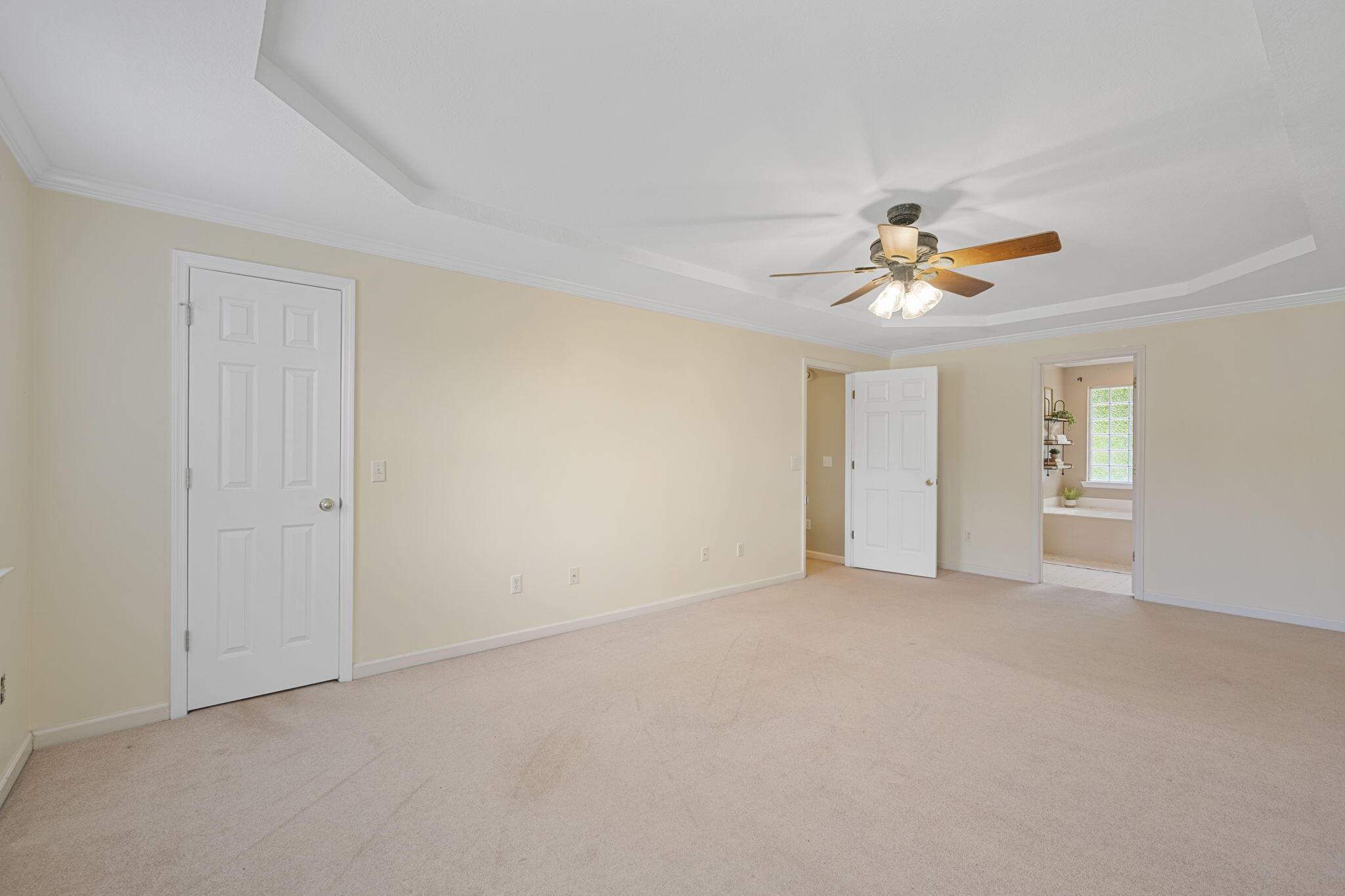 8616 River Cove Drive, Harrison