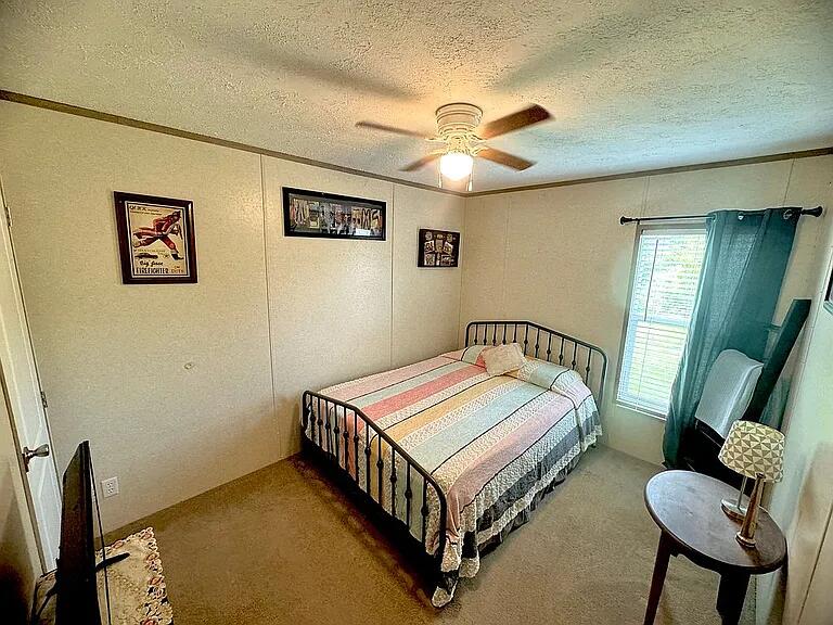 171 Buddy Singleton Road, Gruetli Laager