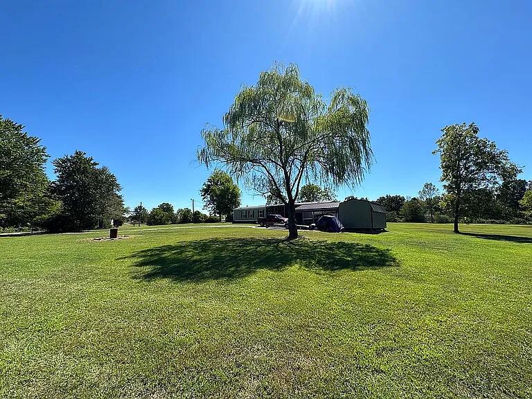 171 Buddy Singleton Road, Gruetli Laager