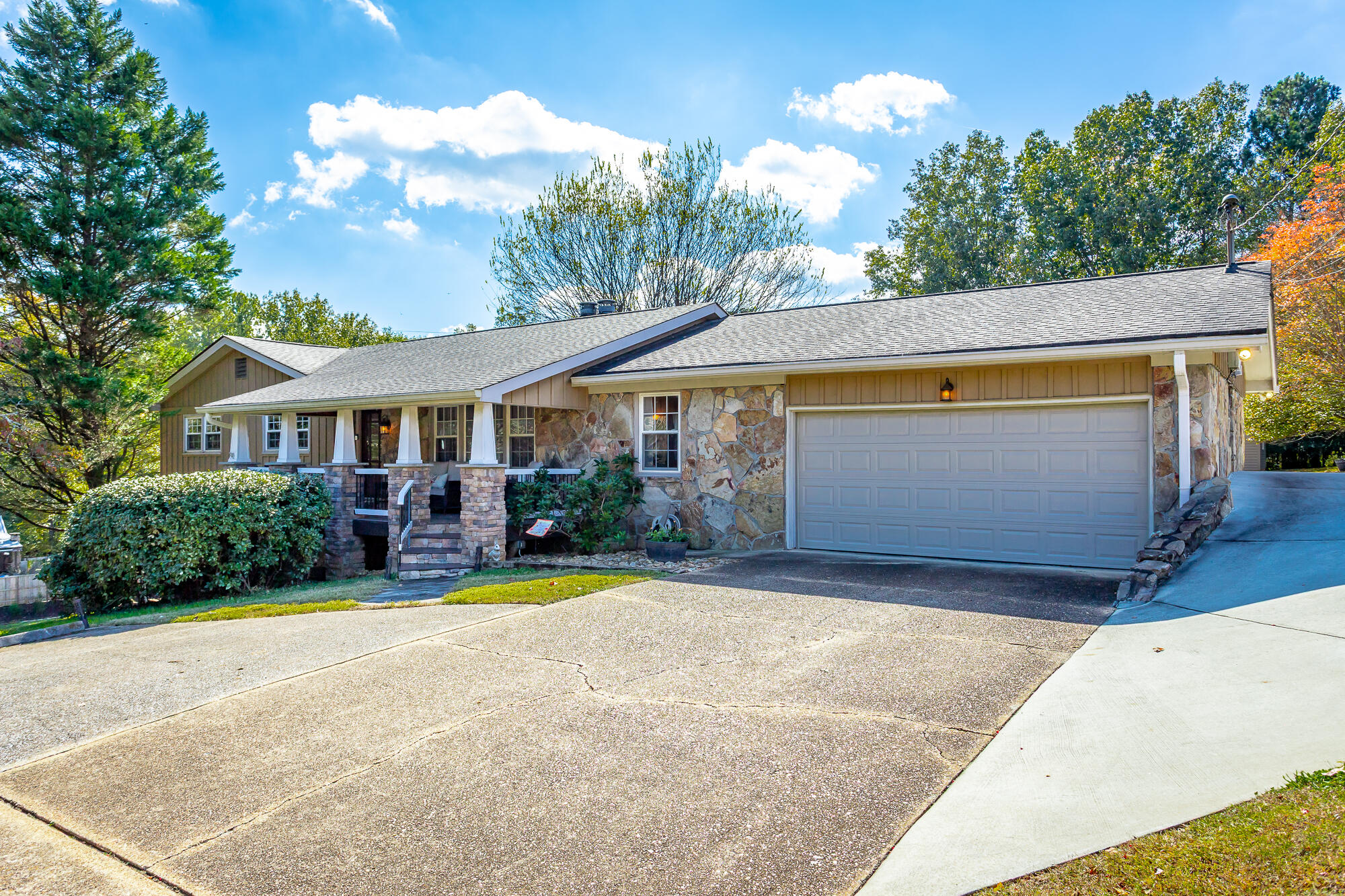 3315 Oak Burr Drive, Chattanooga