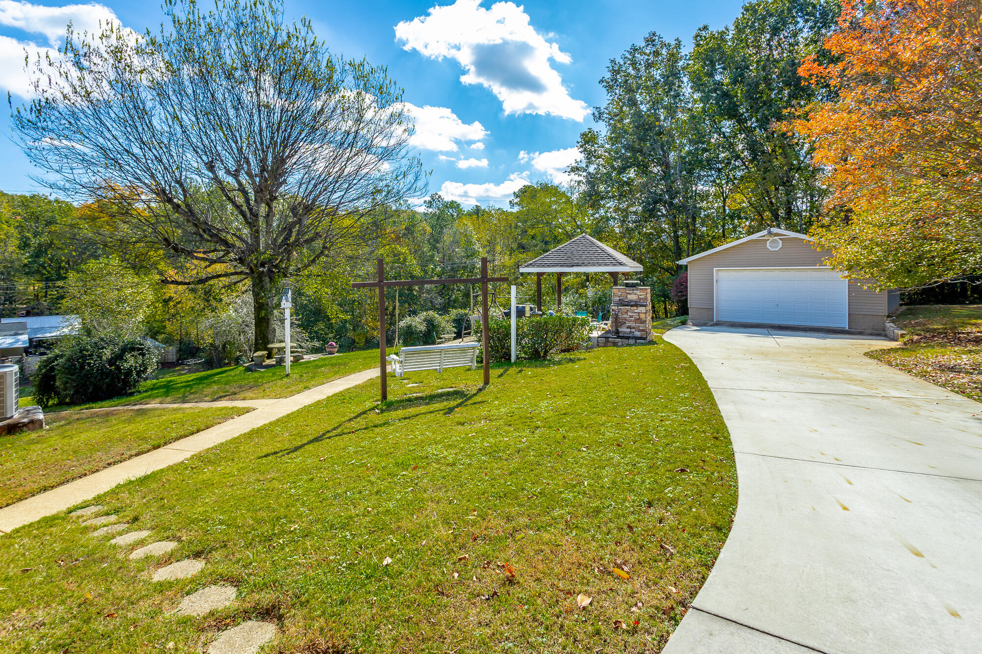 3315 Oak Burr Drive, Chattanooga