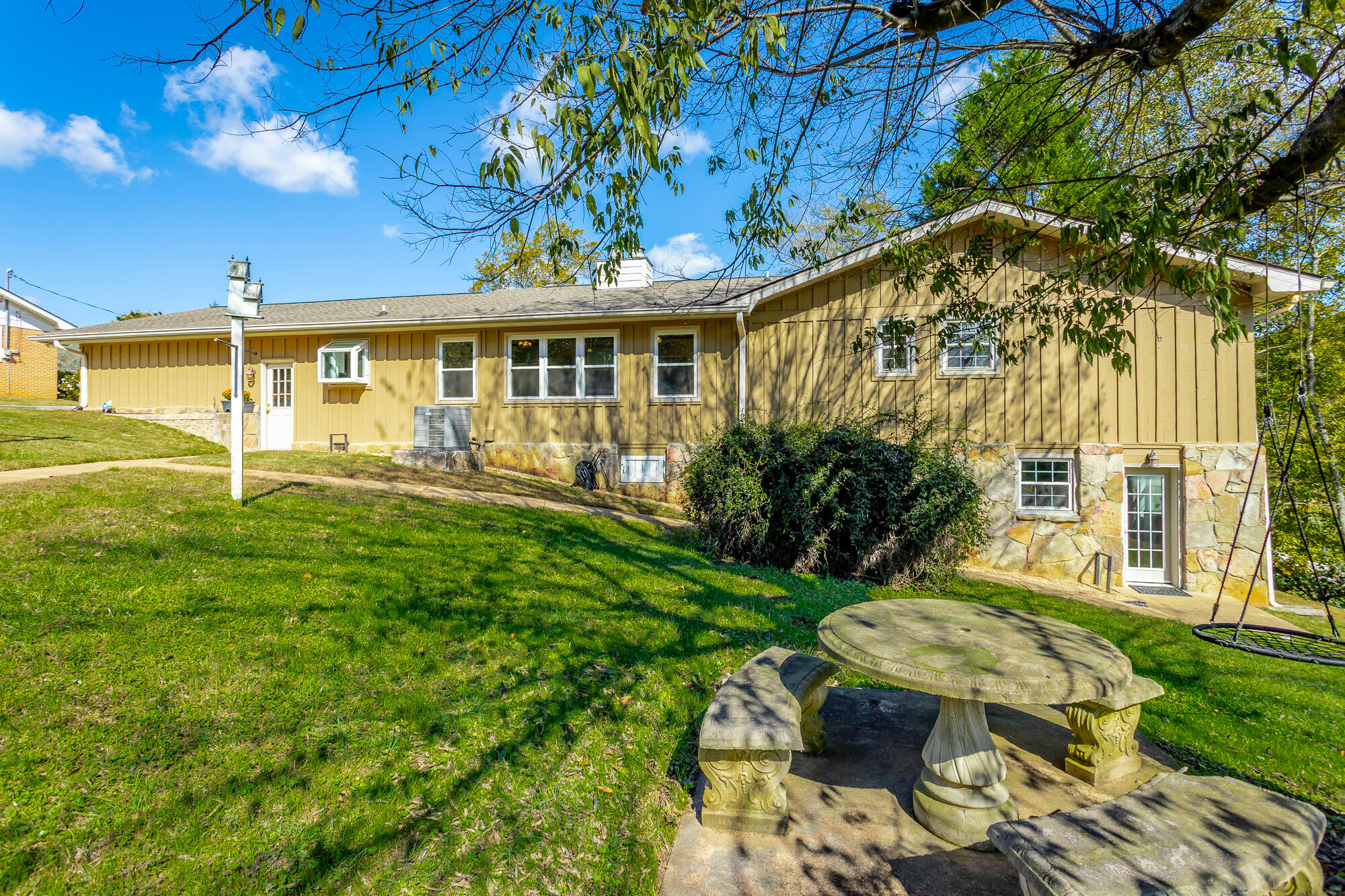 3315 Oak Burr Drive, Chattanooga