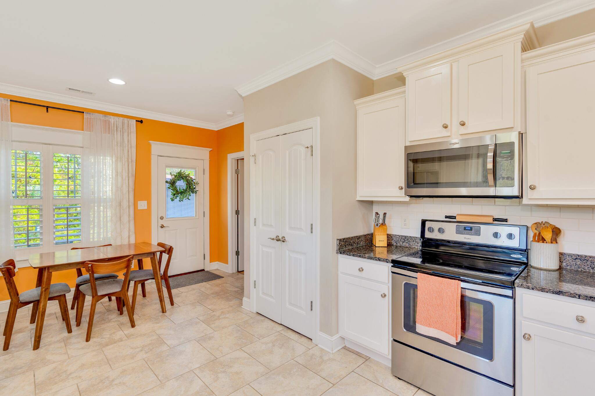 254 Bellingham Drive, Cleveland