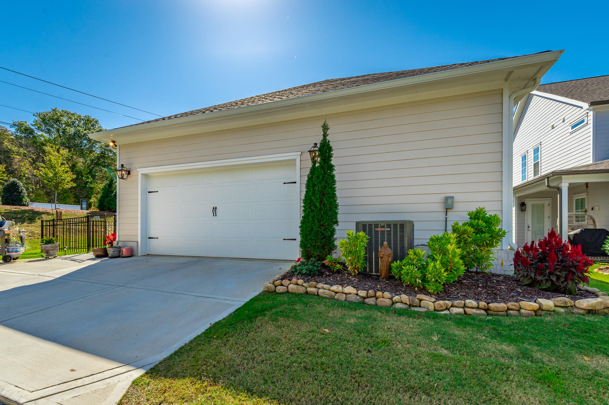 1949 Farmstead Drive, Hixson