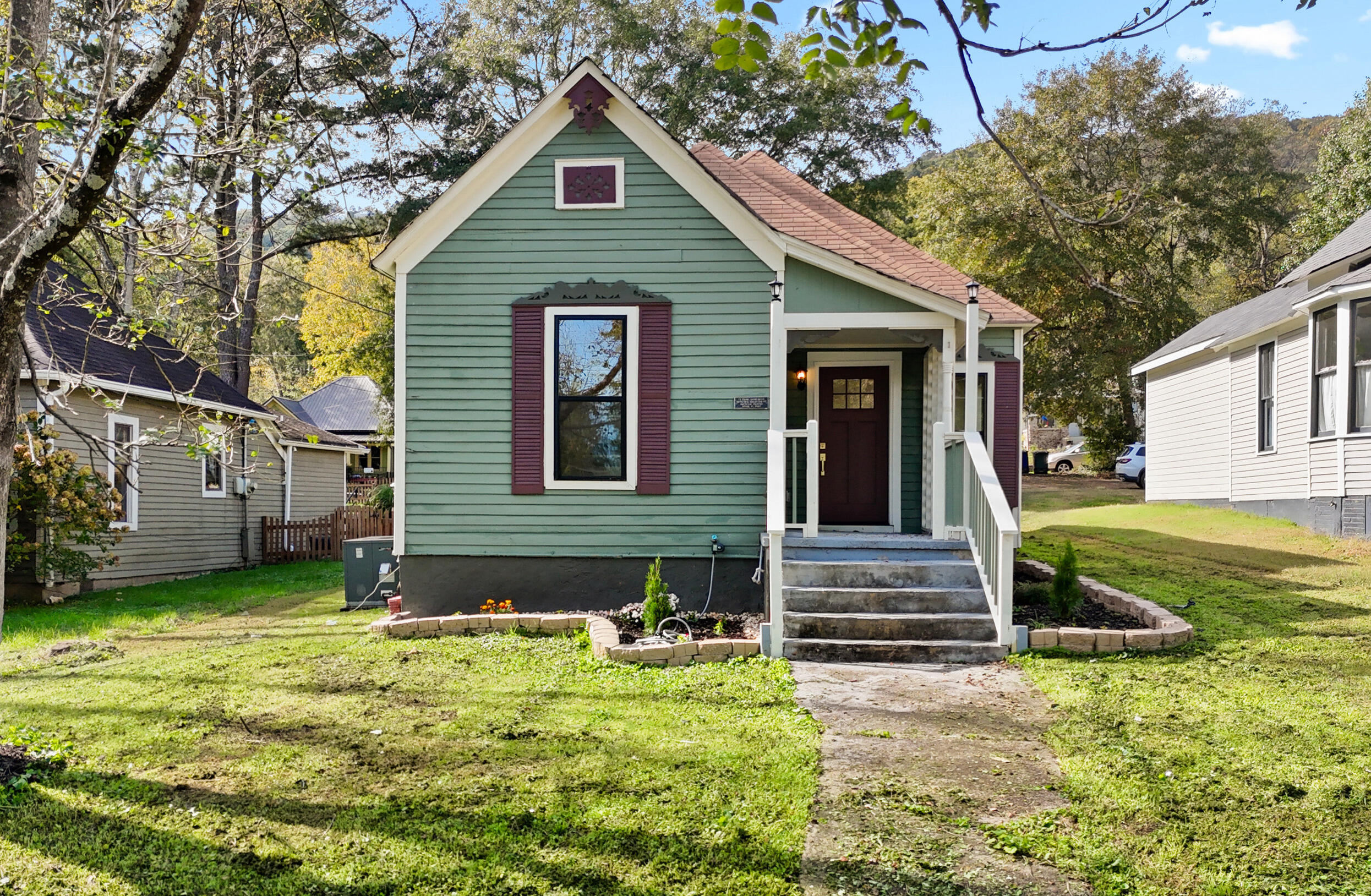 5411 Saint Elmo Avenue, Chattanooga