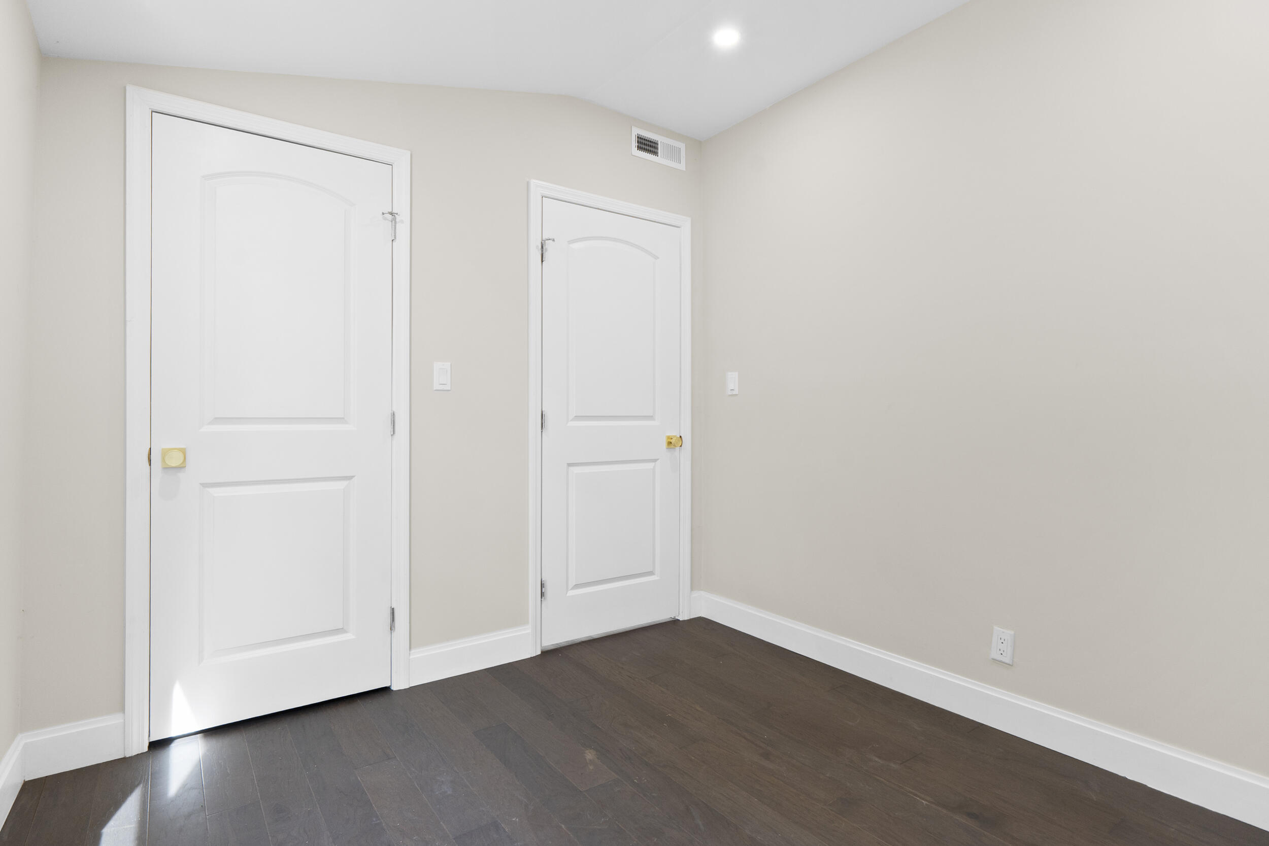 5411 Saint Elmo Avenue, Chattanooga