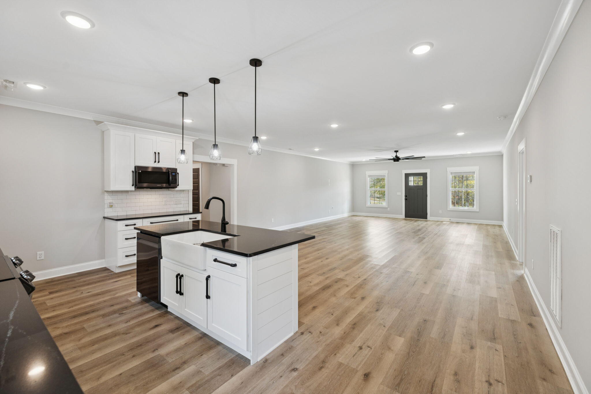 8016 Mcdonald Cemetery Road