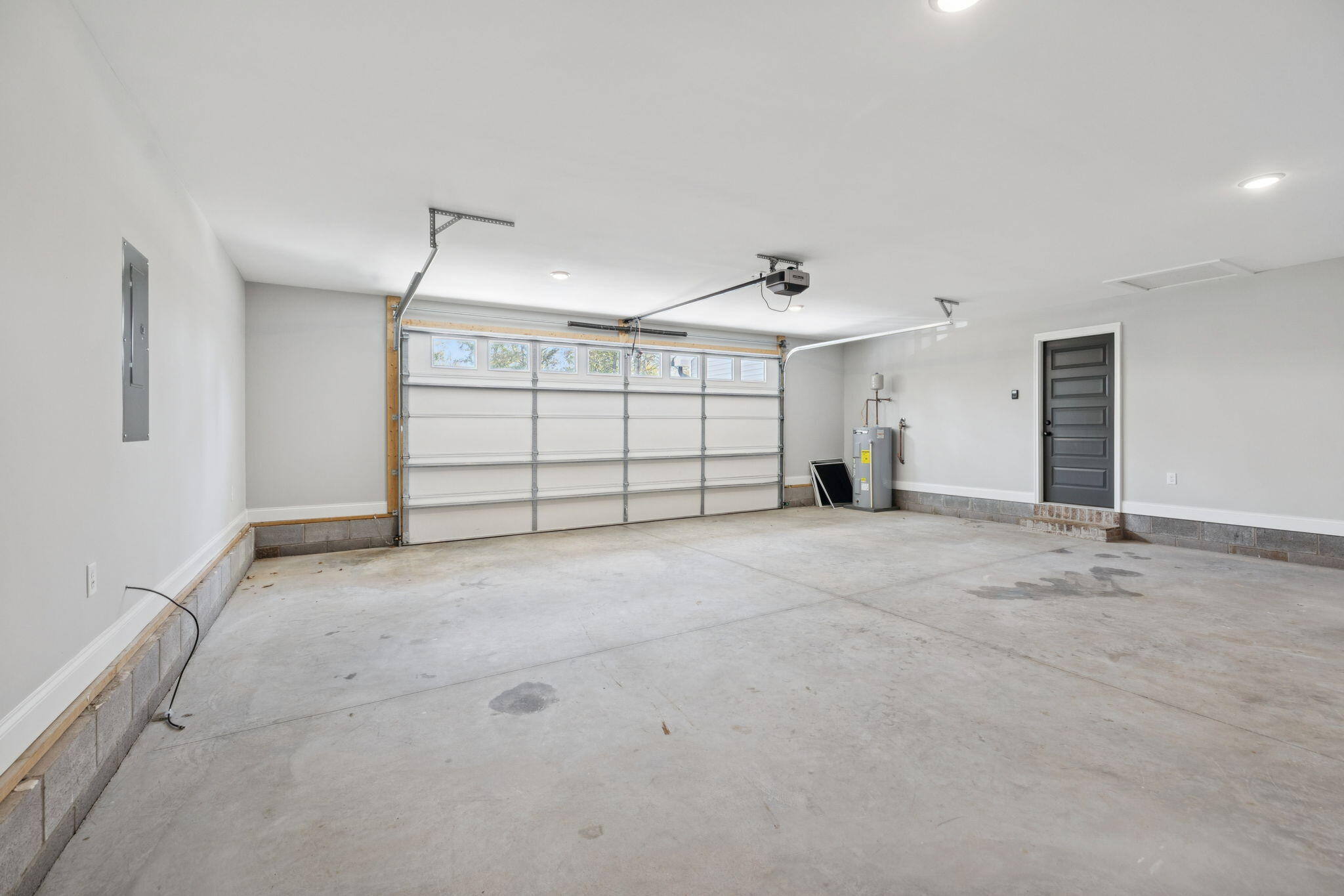 8016 Mcdonald Cemetery Road