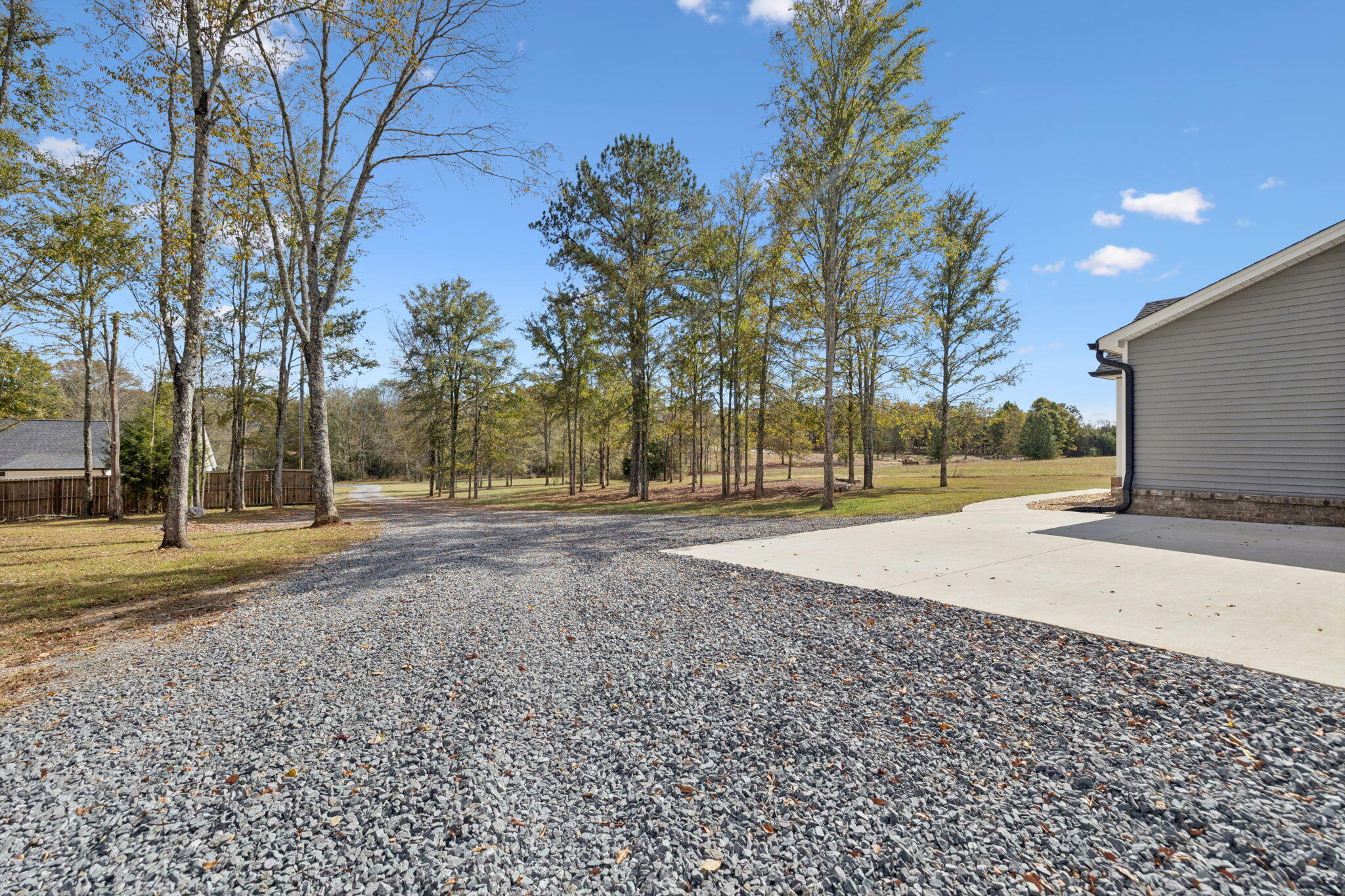 8016 Mcdonald Cemetery Road