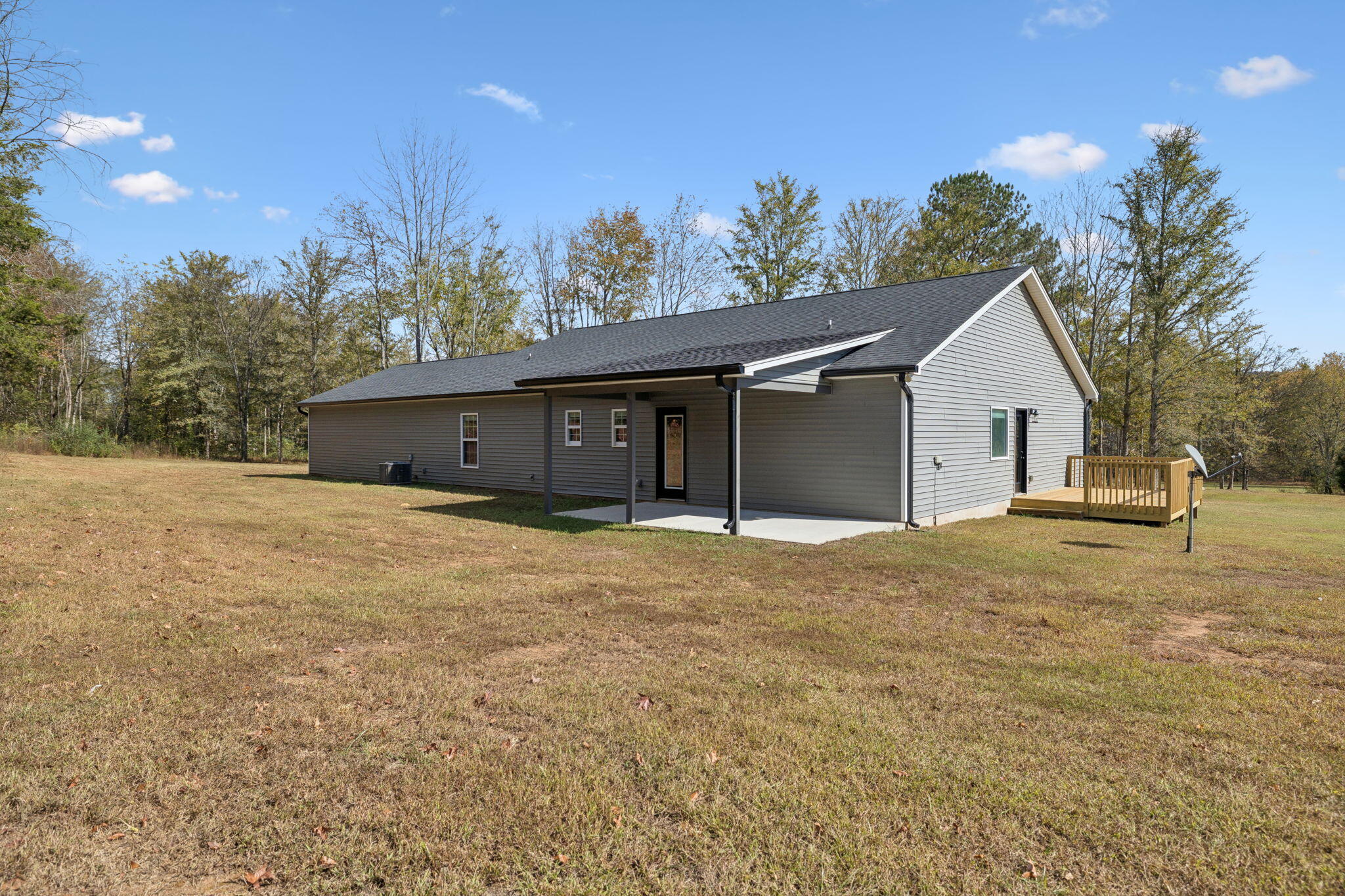 8016 Mcdonald Cemetery Road