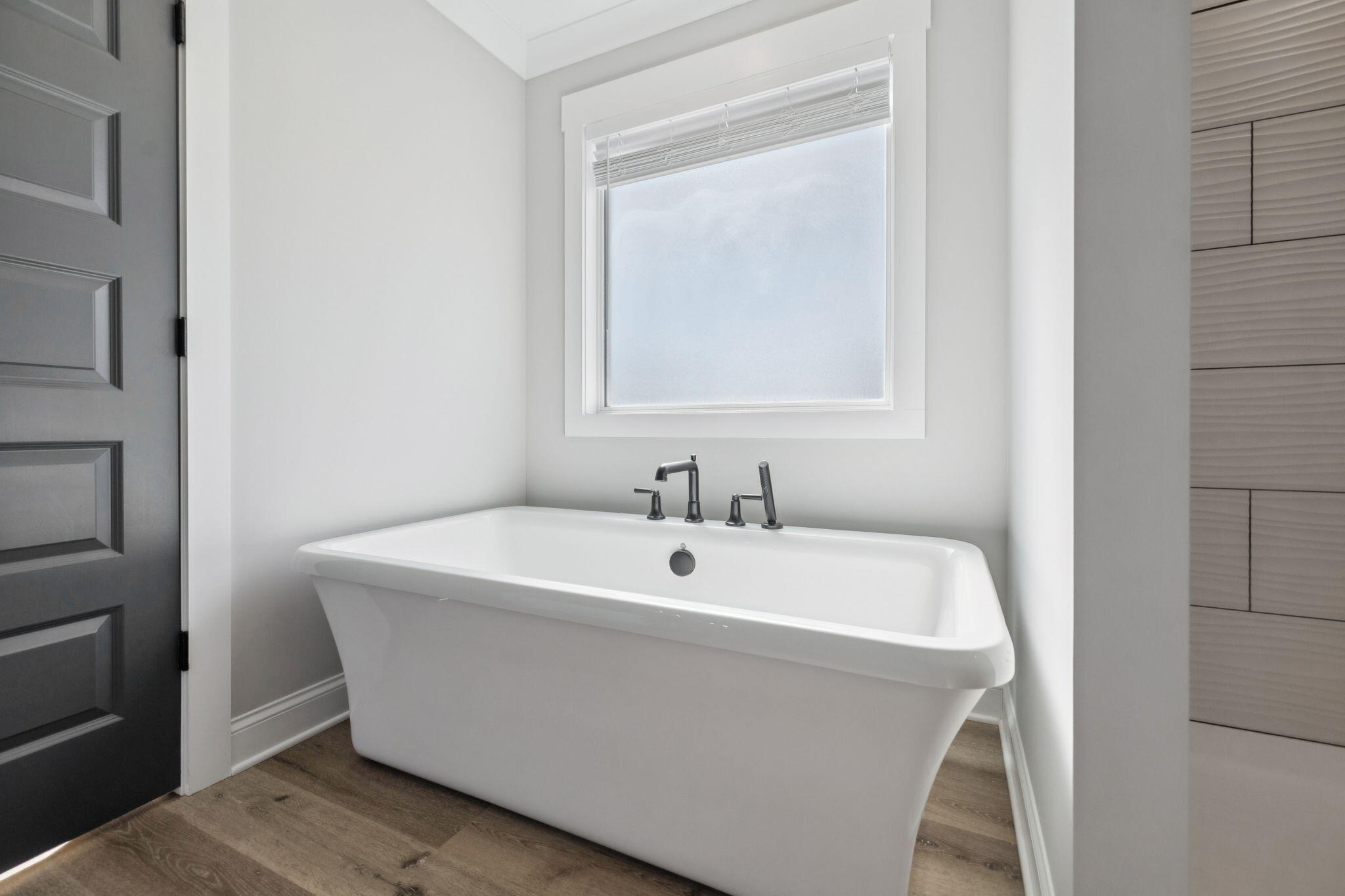 8016 Mcdonald Cemetery Road