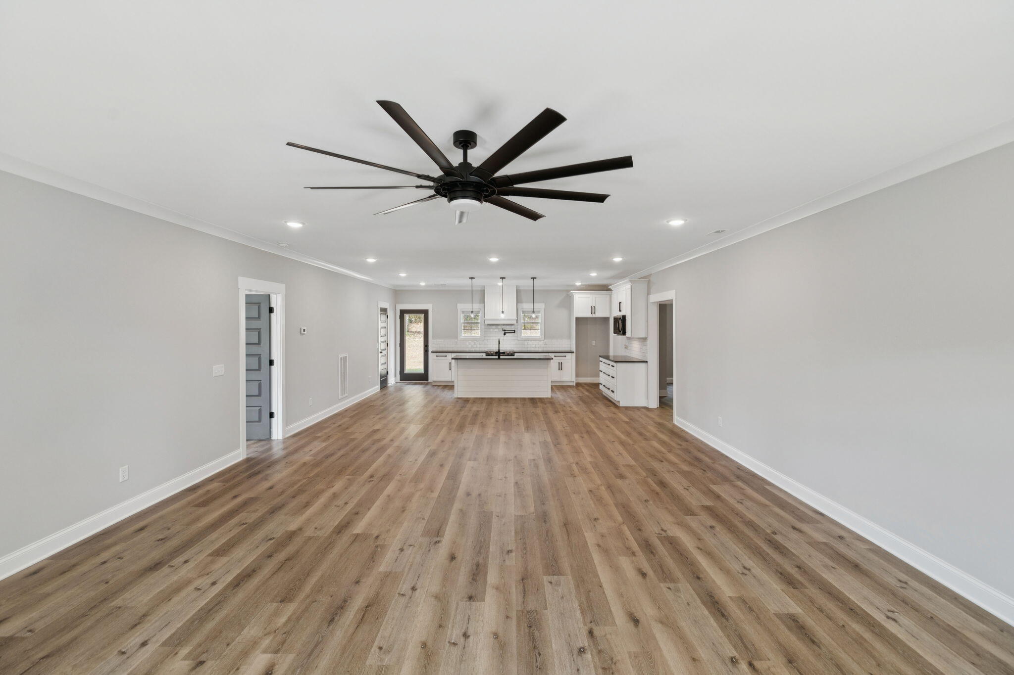 8016 Mcdonald Cemetery Road