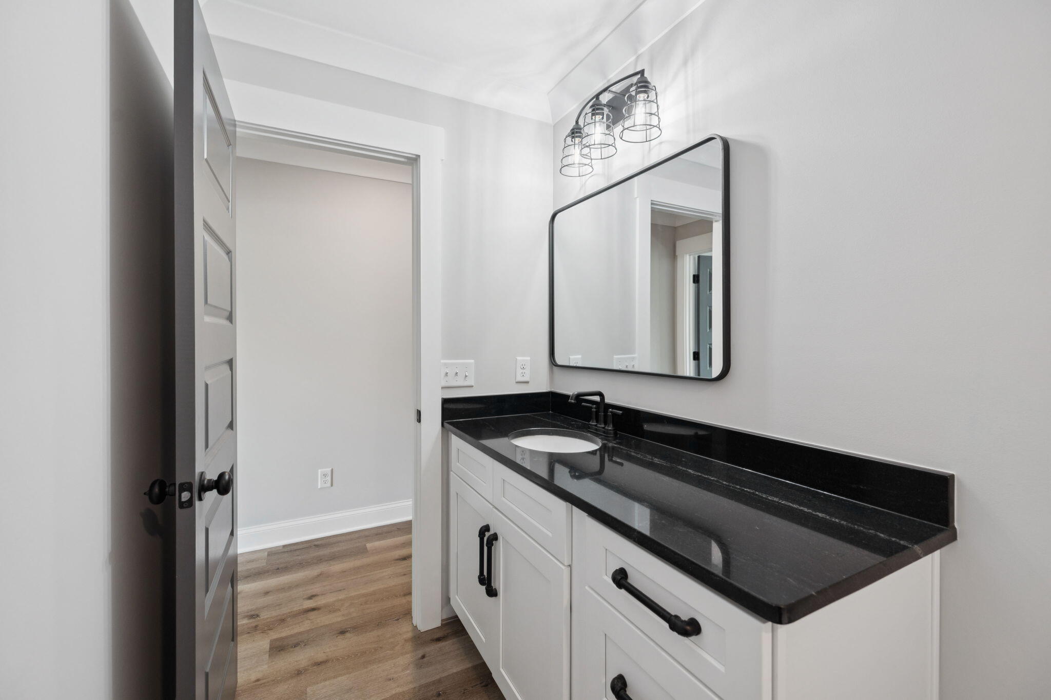 8016 Mcdonald Cemetery Road