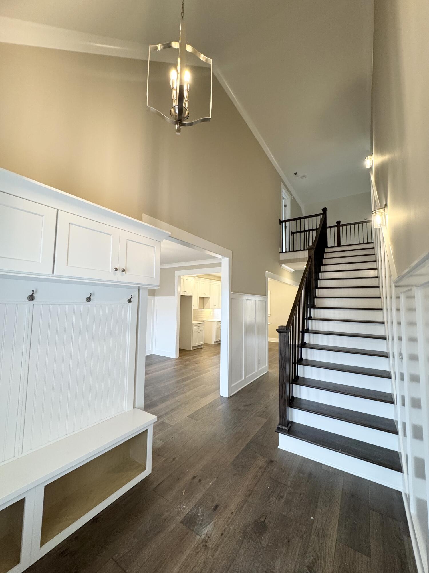 5205 NW Baylor Street