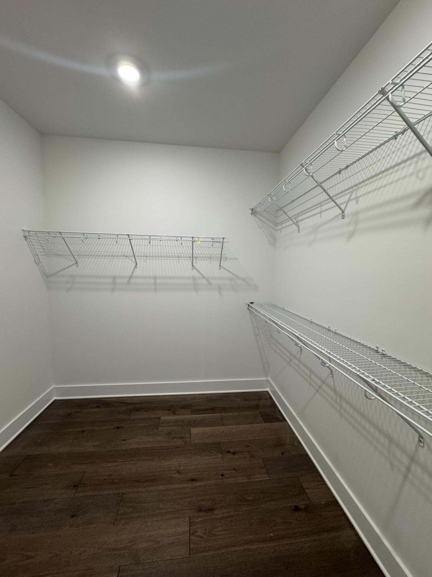 5205 NW Baylor Street