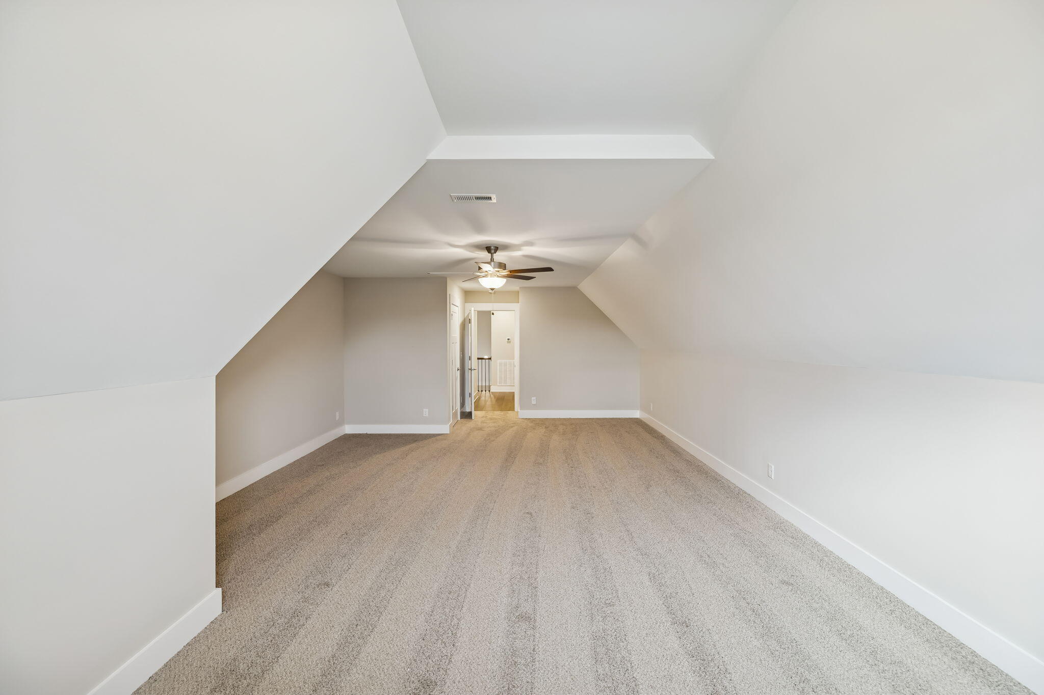 5205 NW Baylor Street