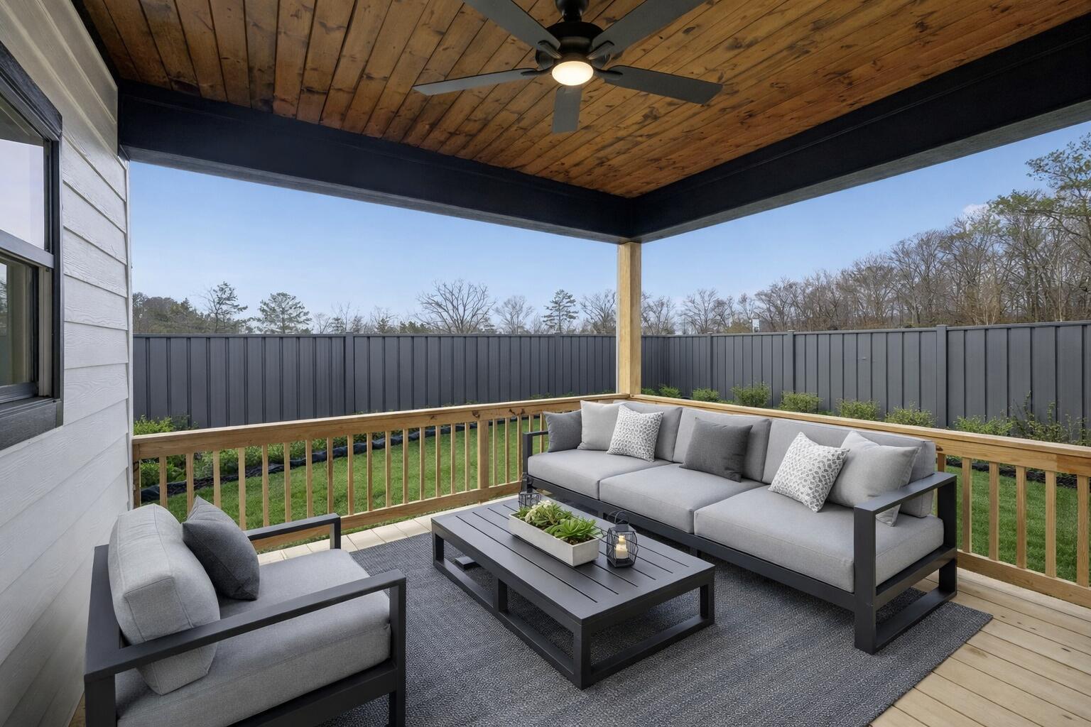 5205 NW Baylor Street