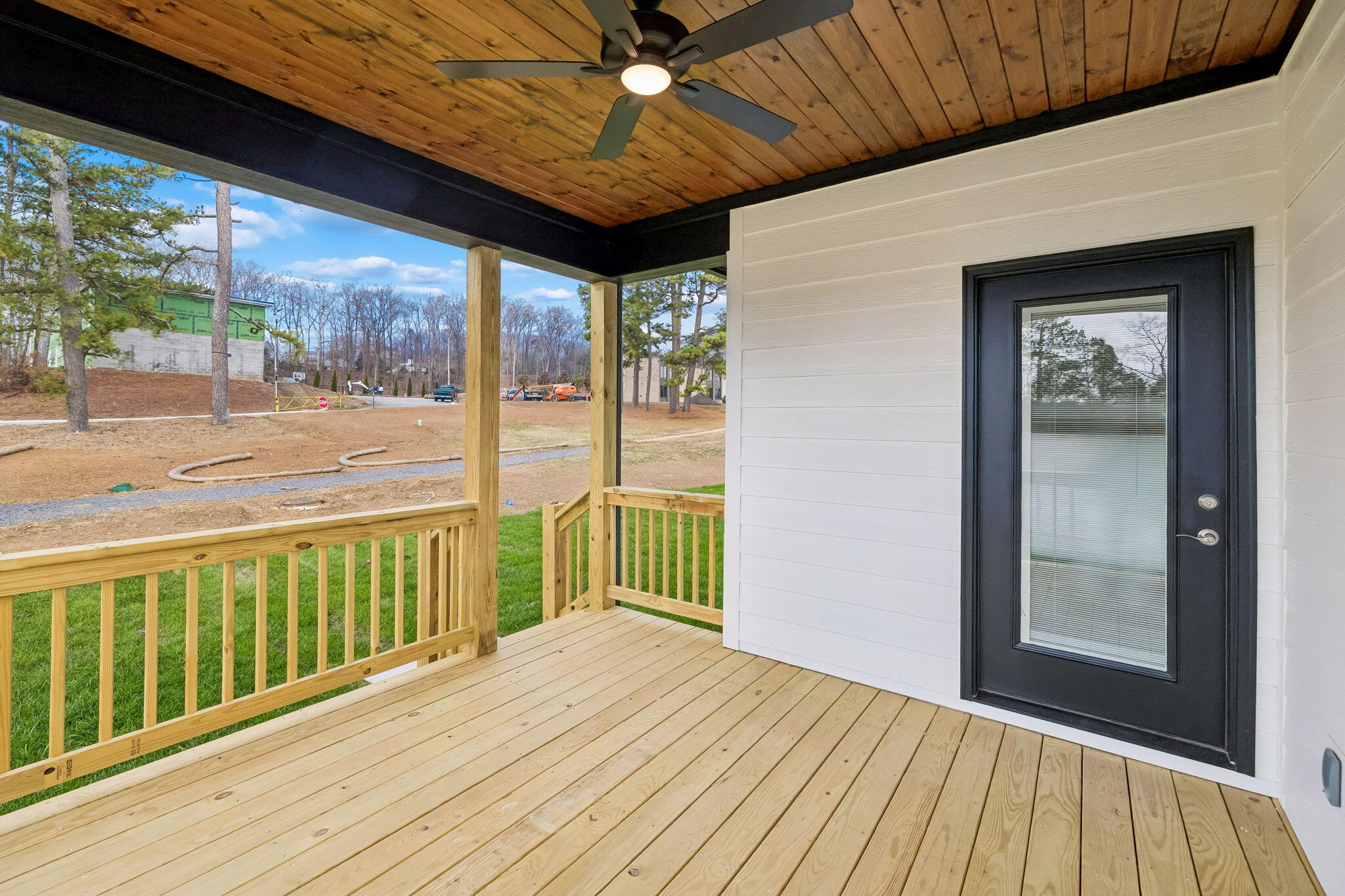 5205 NW Baylor Street