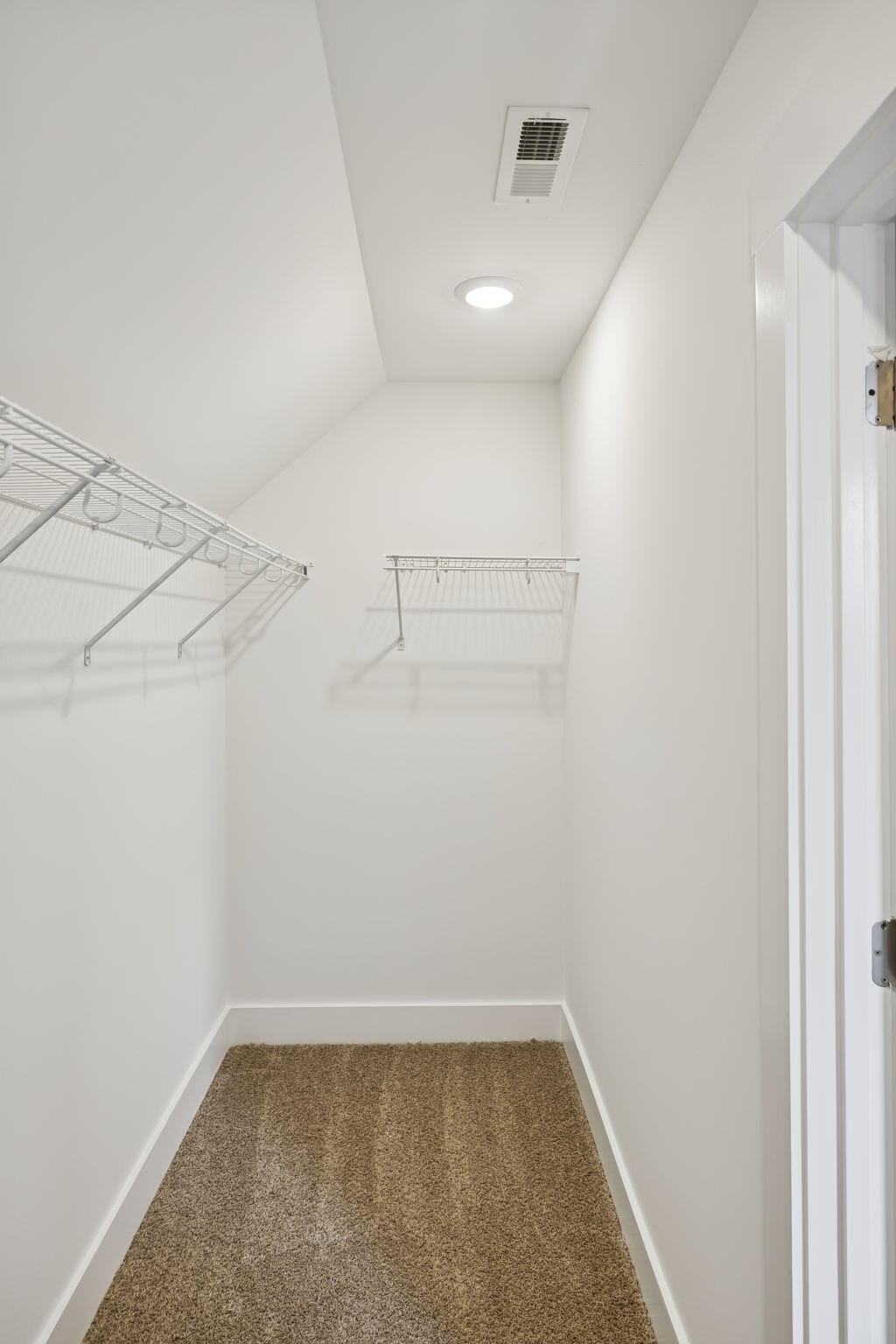 5205 NW Baylor Street