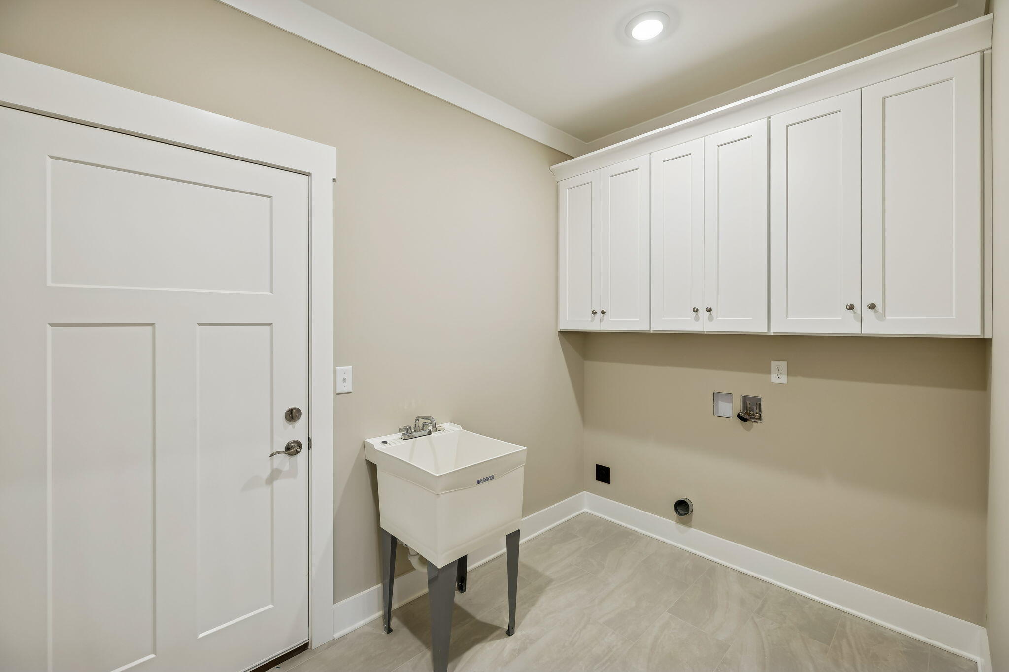 5205 NW Baylor Street