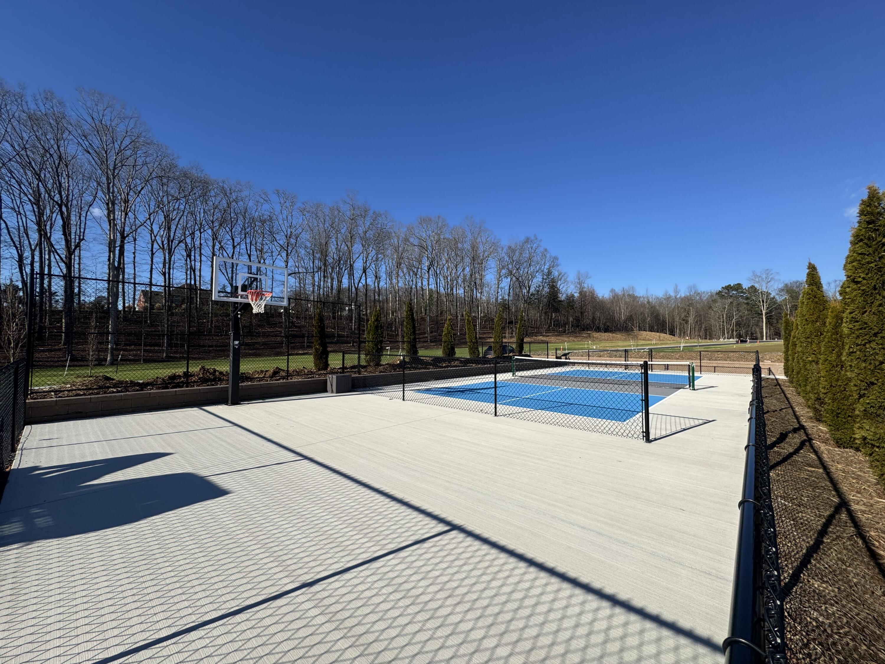 5205 NW Baylor Street