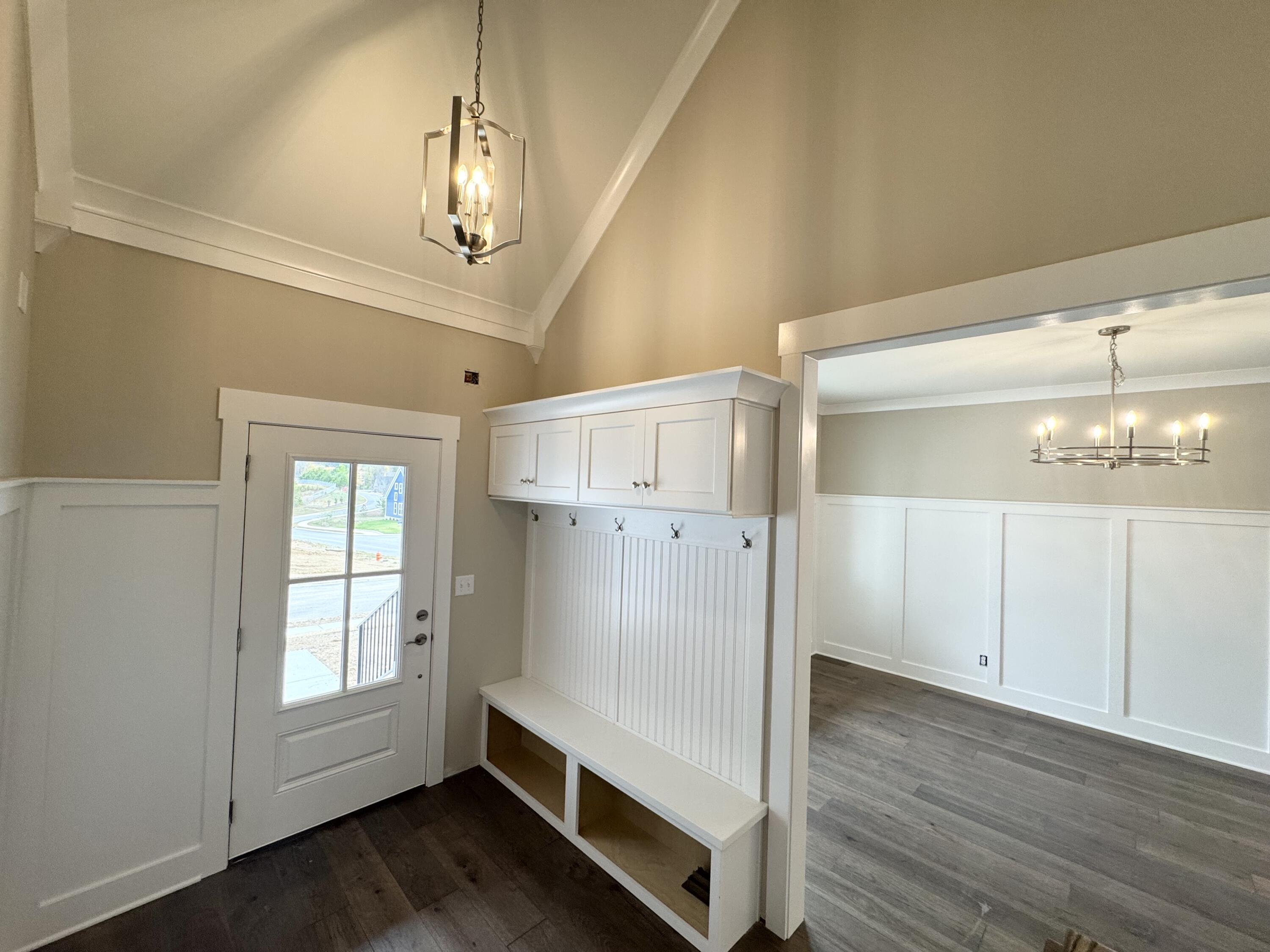 5205 NW Baylor Street