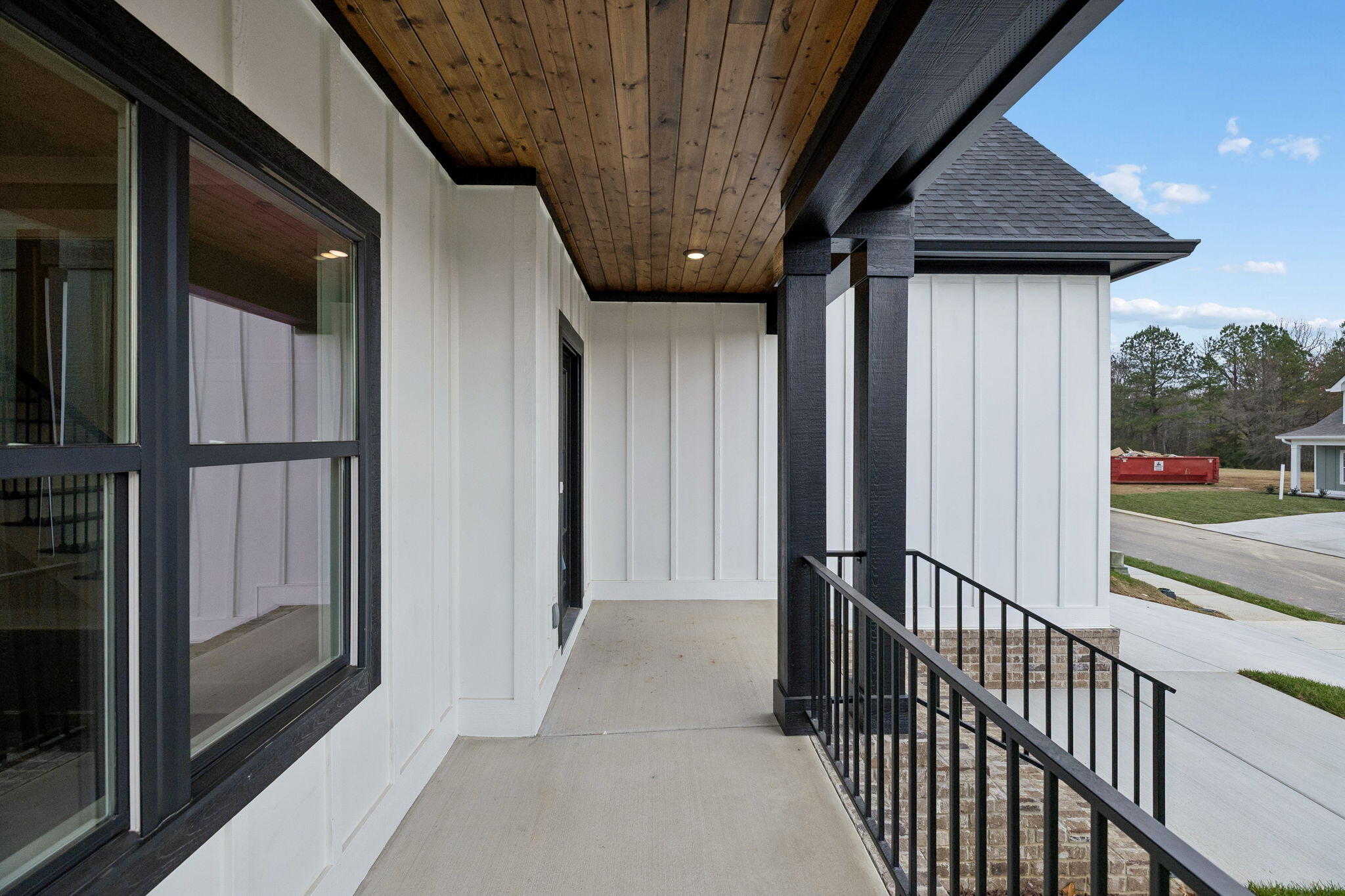 5205 NW Baylor Street