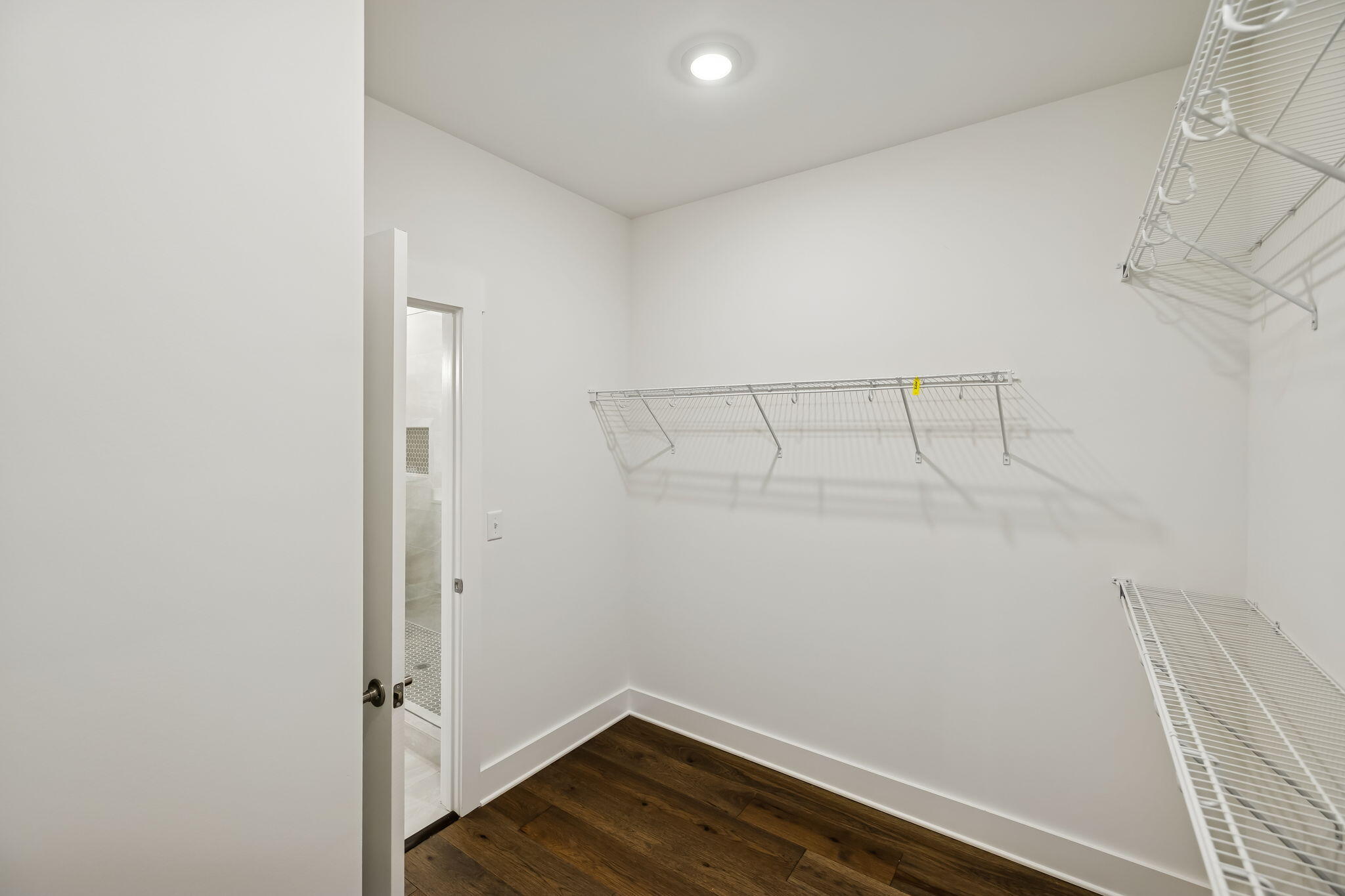 5205 NW Baylor Street