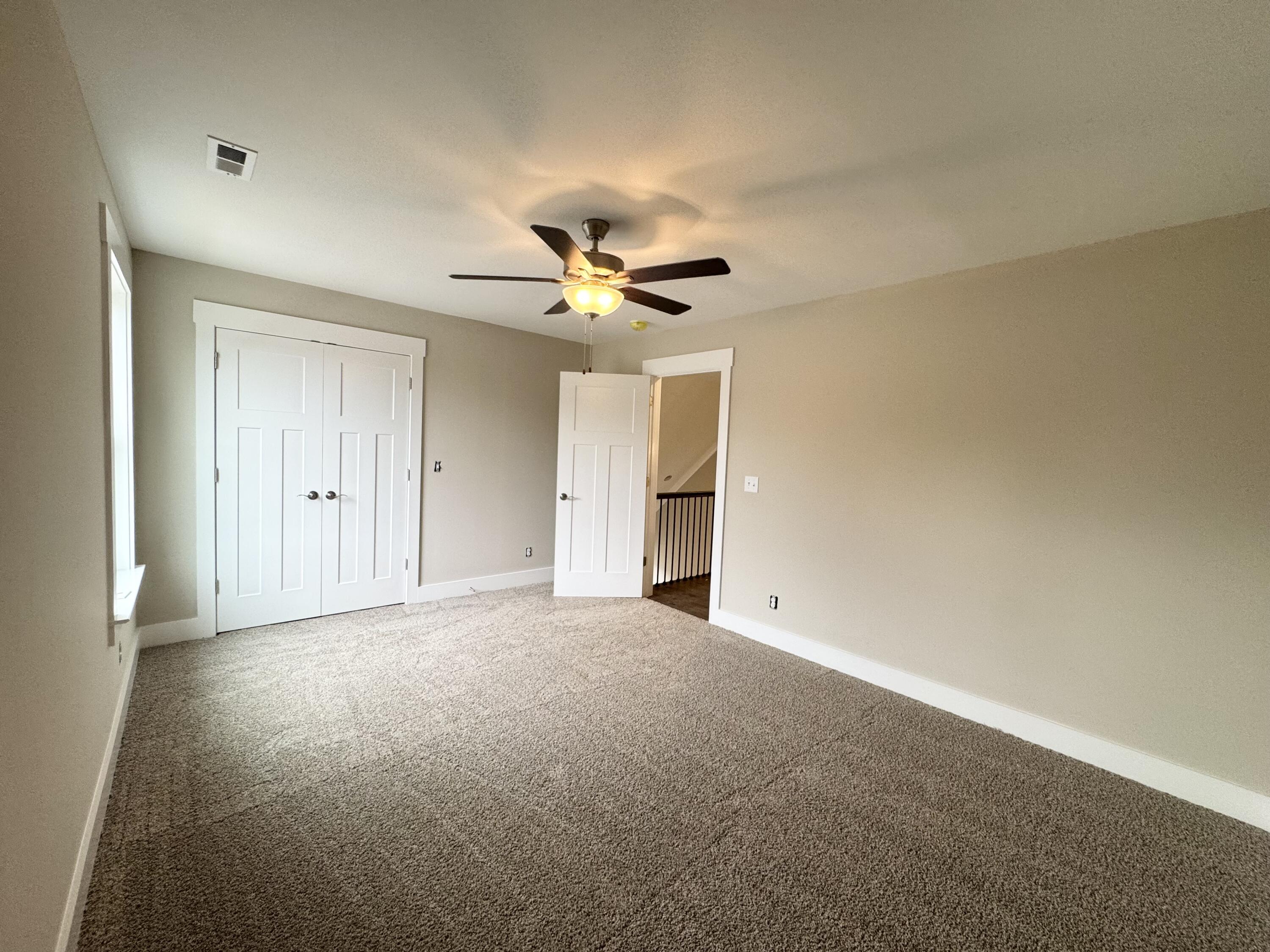 5205 NW Baylor Street