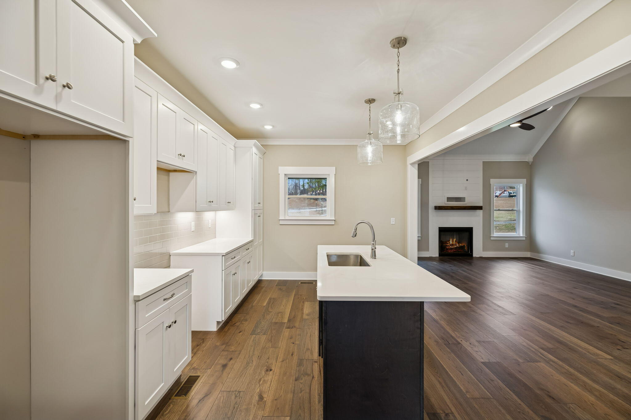 5205 NW Baylor Street