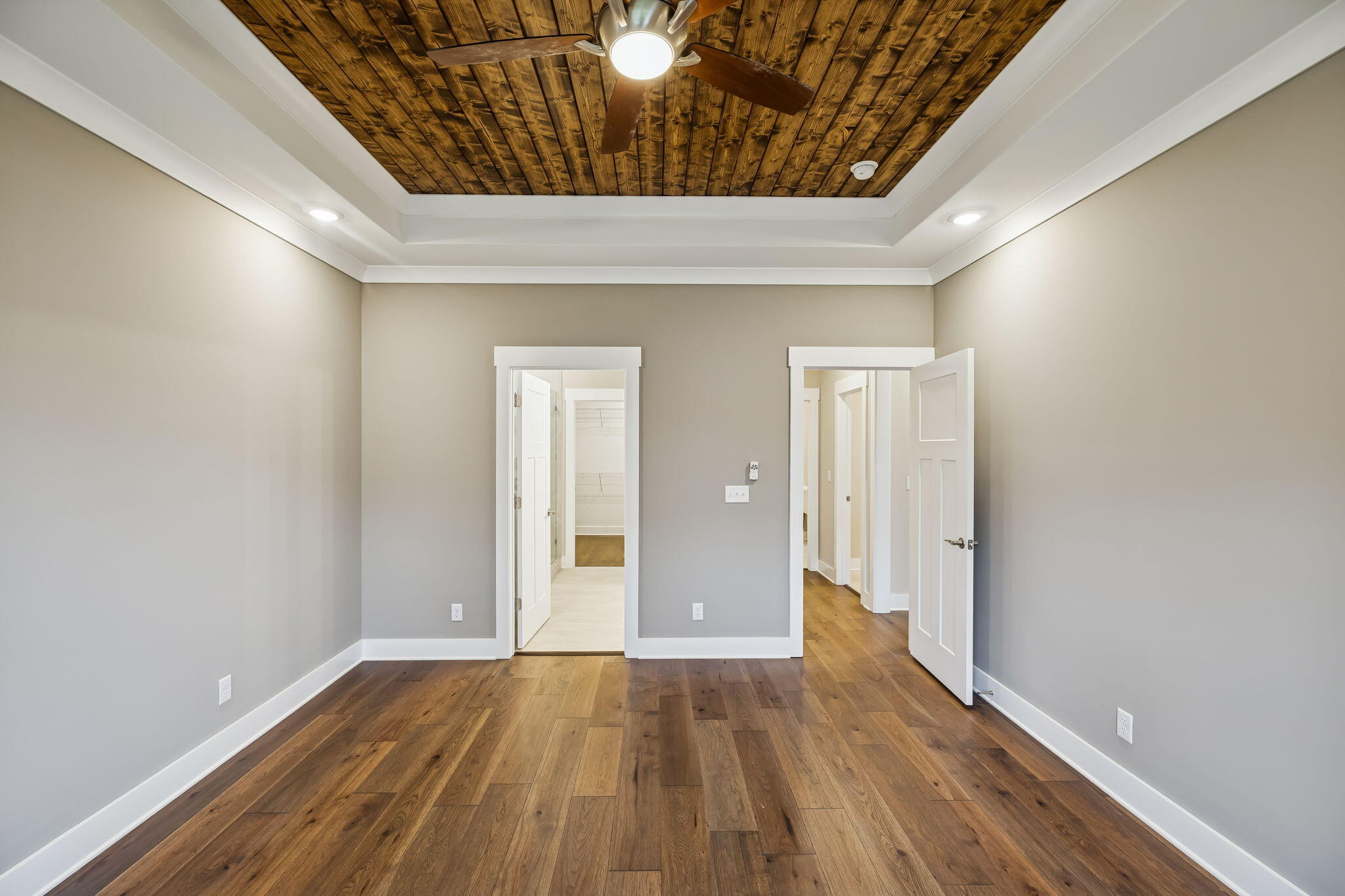 5205 NW Baylor Street