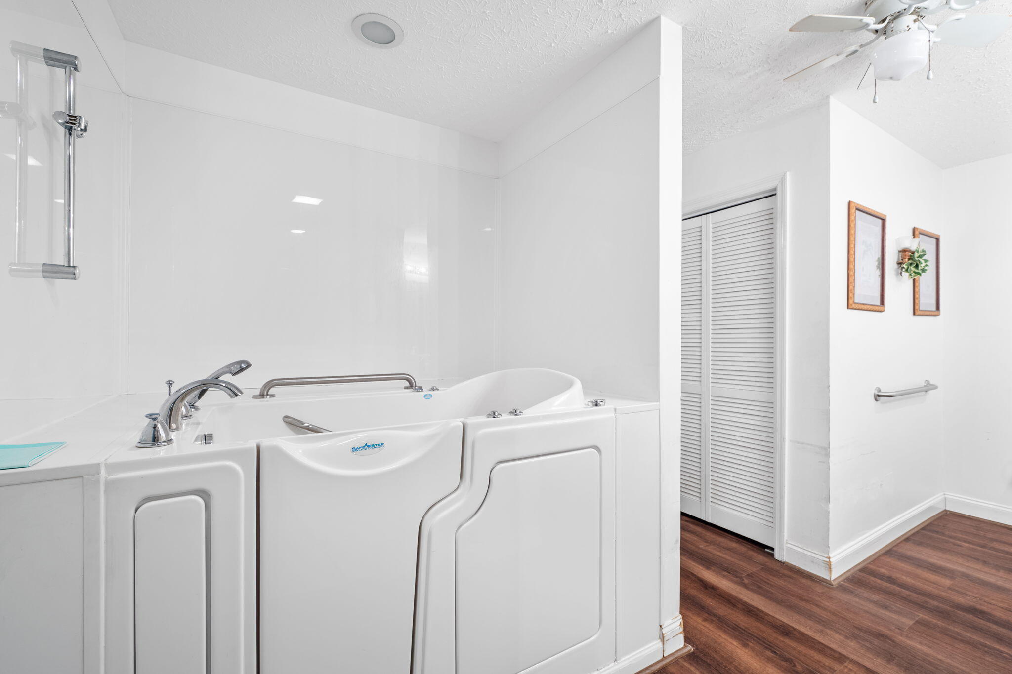 4216 Salem Valley Road