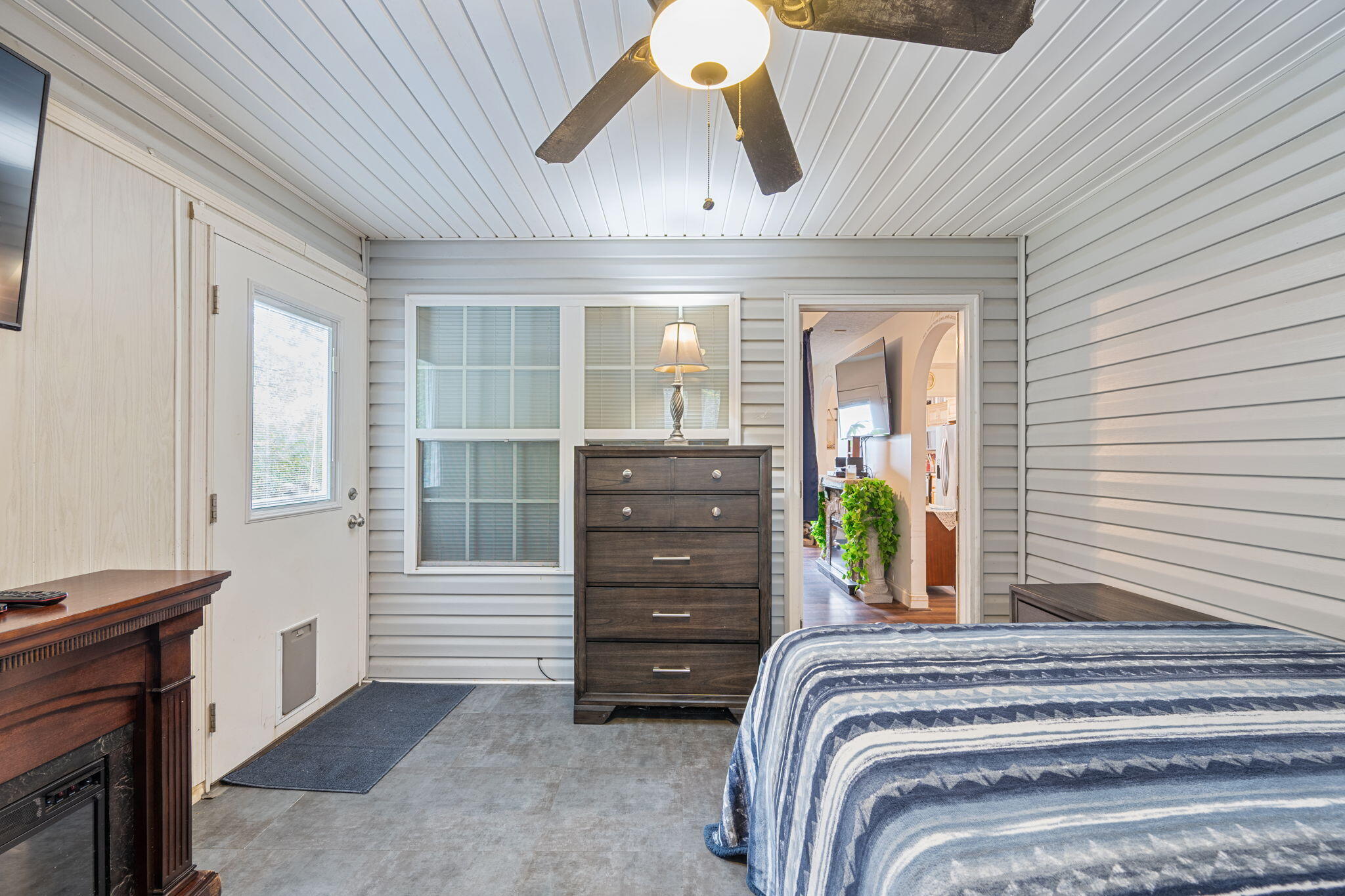 4216 Salem Valley Road