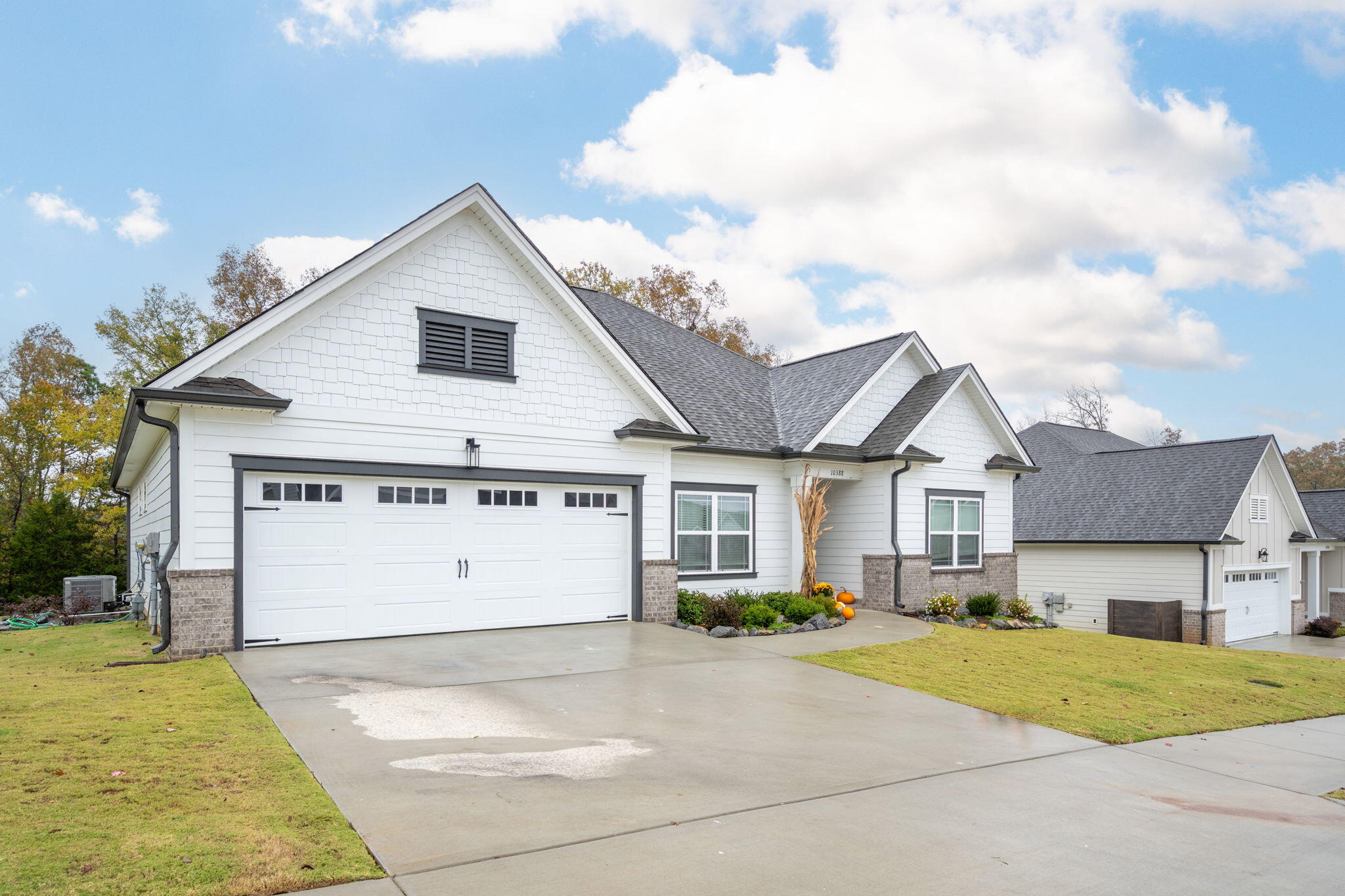 10388 Magnolia Farm Drive