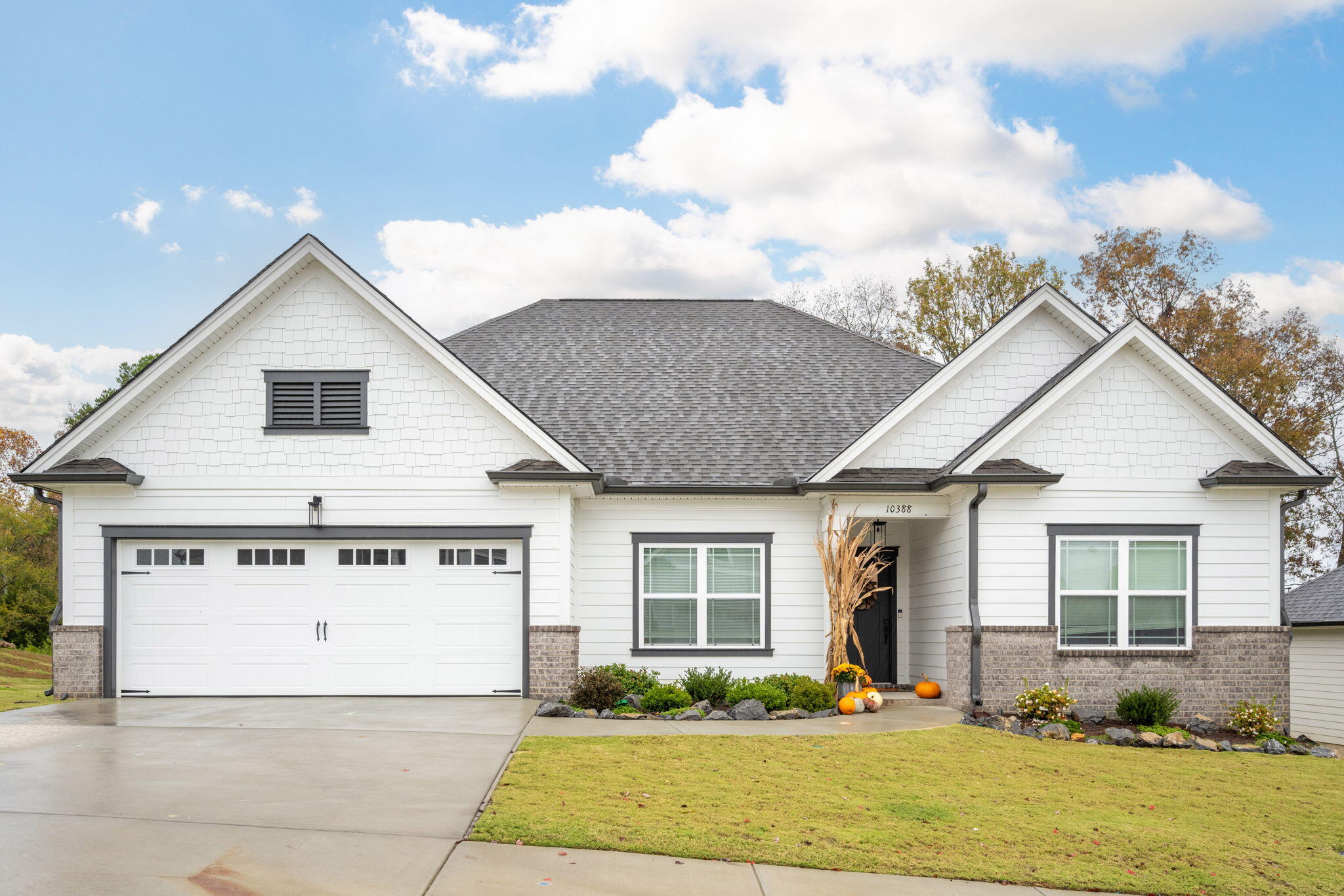 10388 Magnolia Farm Drive