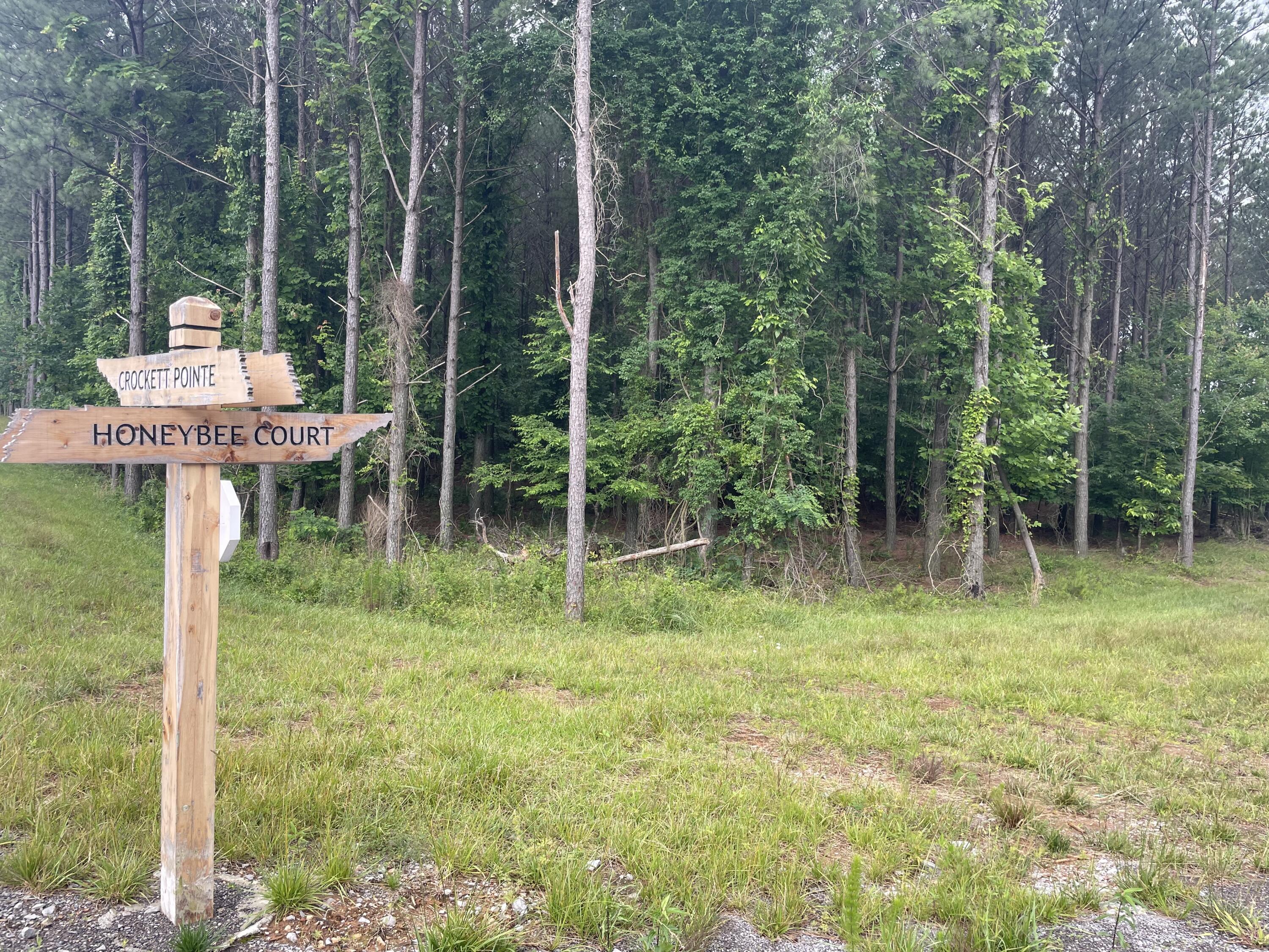 135 Honeybee Court, Jf408