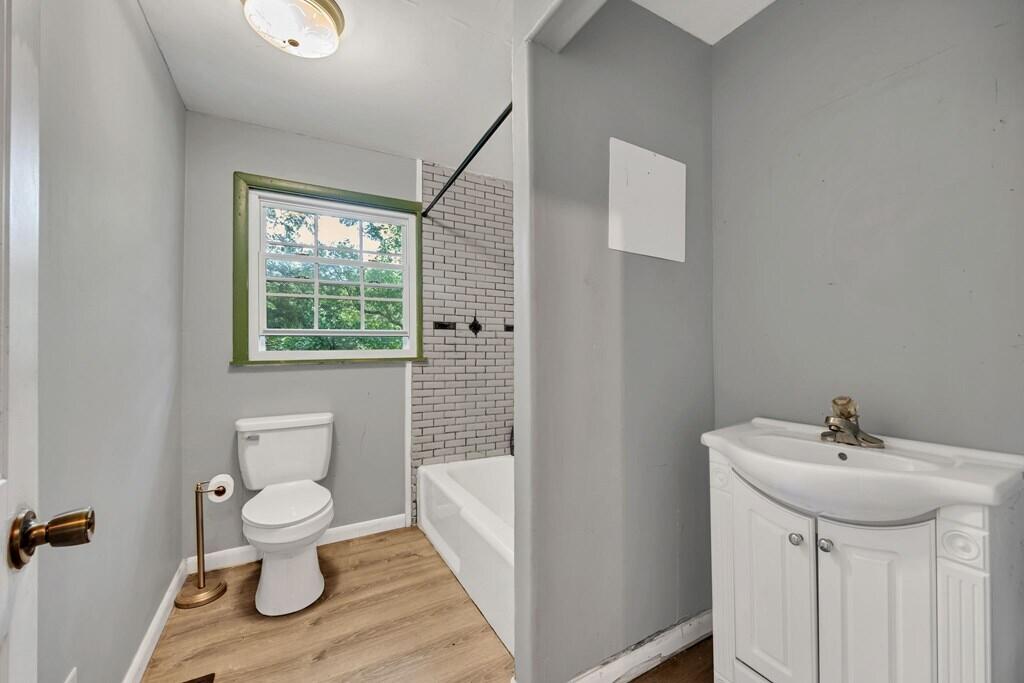 255 Norton Bridge Road