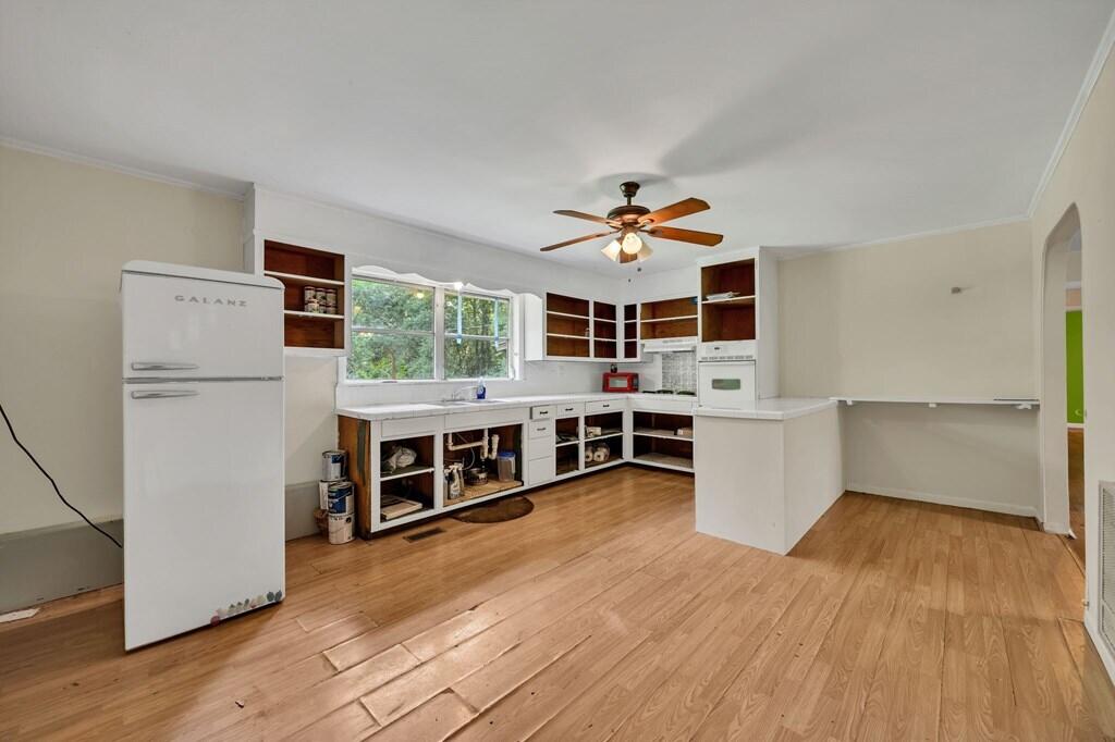 255 Norton Bridge Road