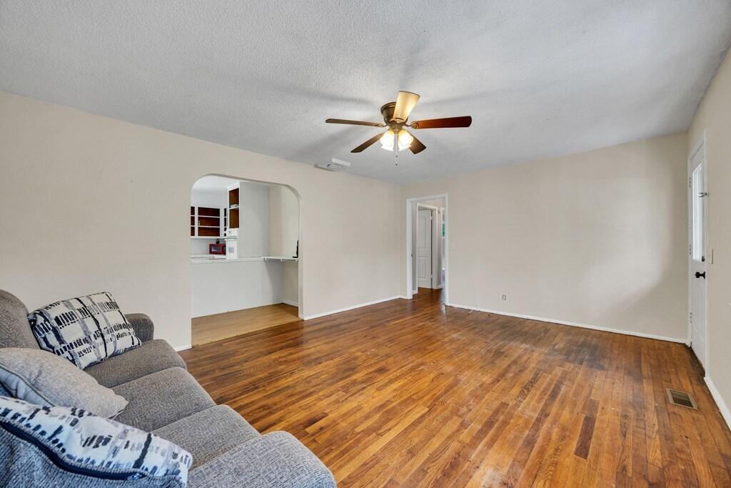 255 Norton Bridge Road