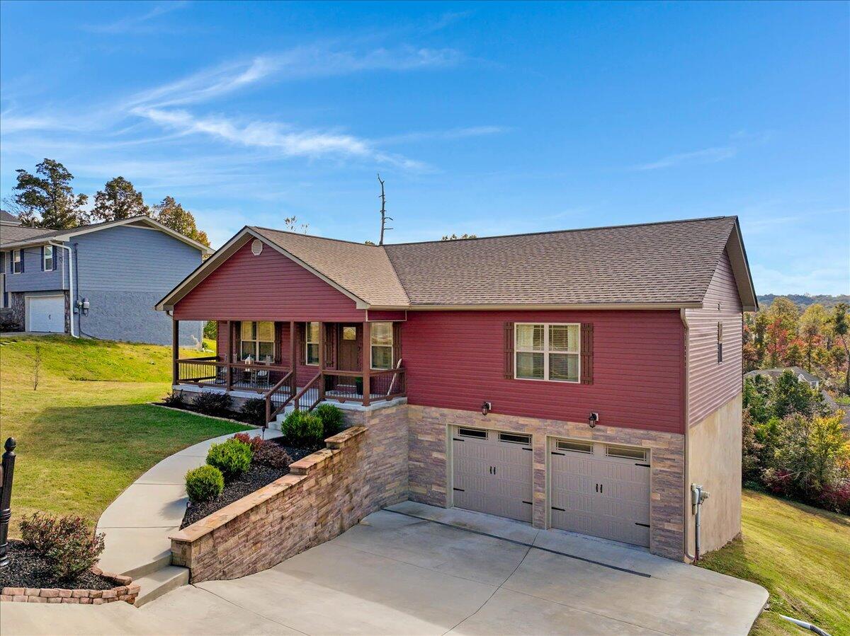 8206 Thrush Hollow Lane