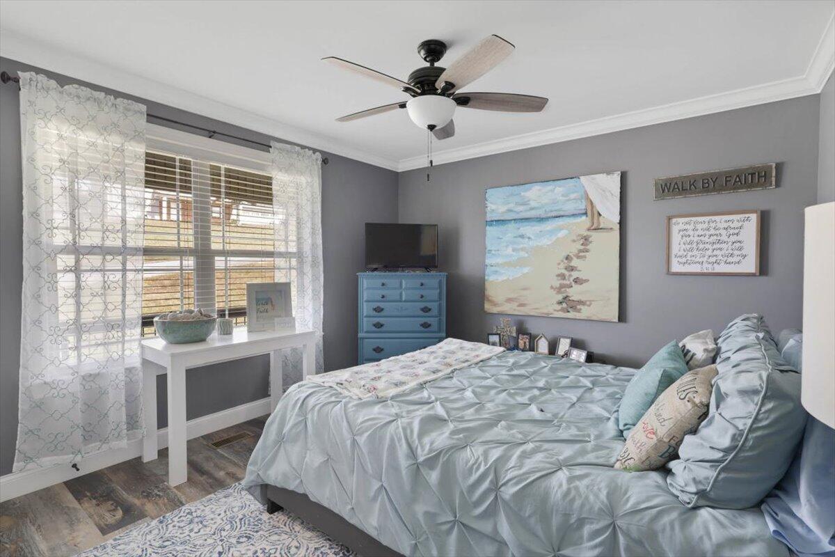 8206 Thrush Hollow Lane